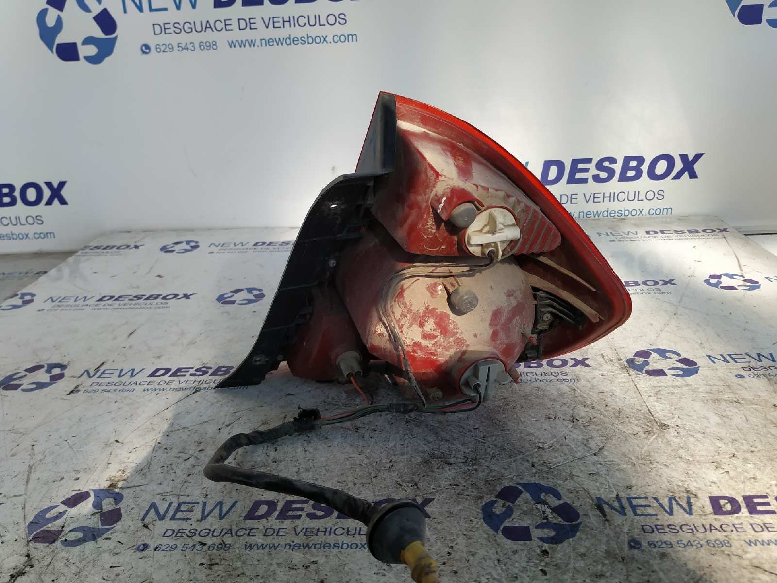 PILOTO TRASERO IZQUIERDO HYUNDAI ACCENT (MC) - vista 2