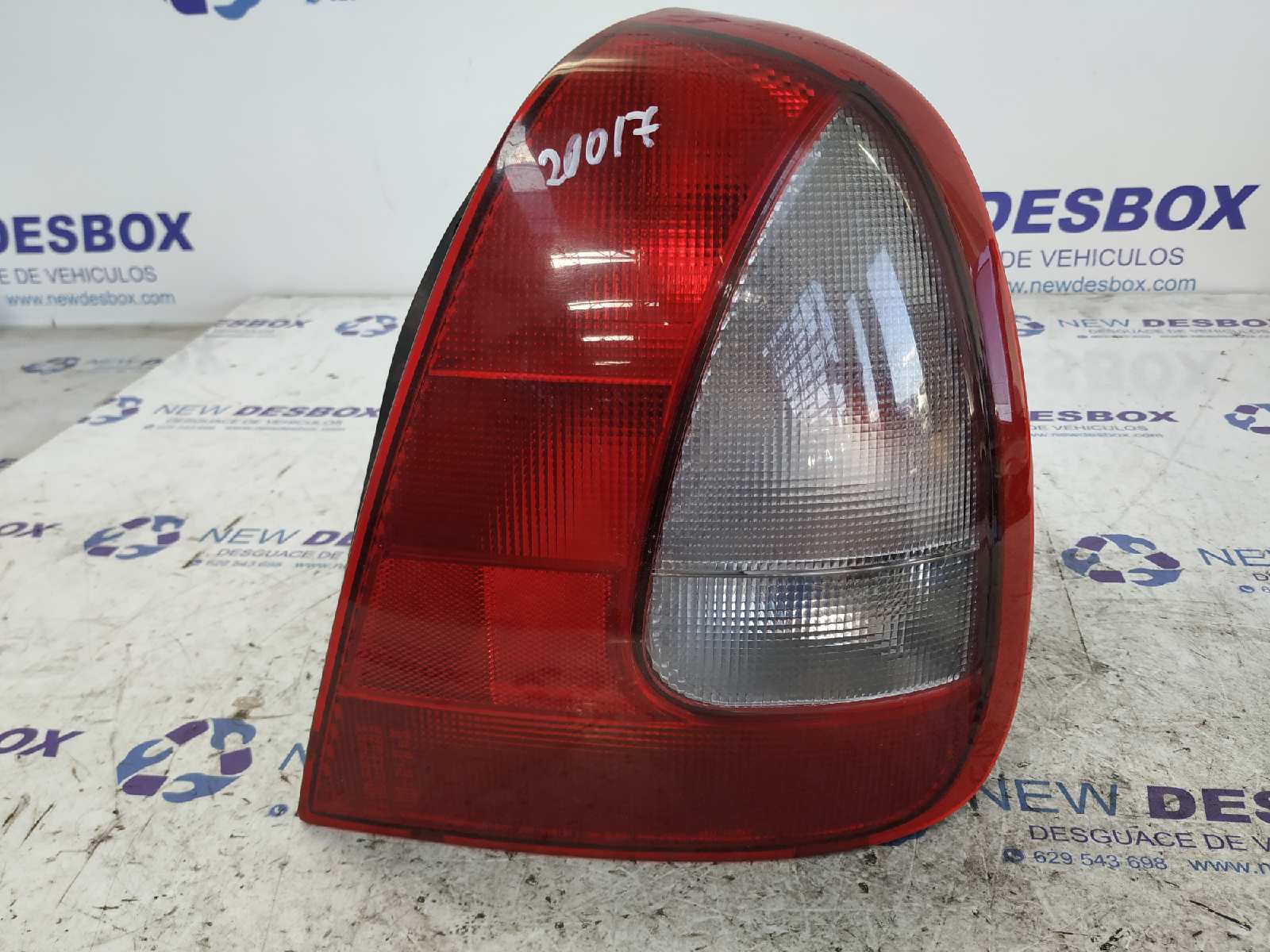 PILOTO TRASERO DERECHO DAEWOO NUBIRA BERLINA