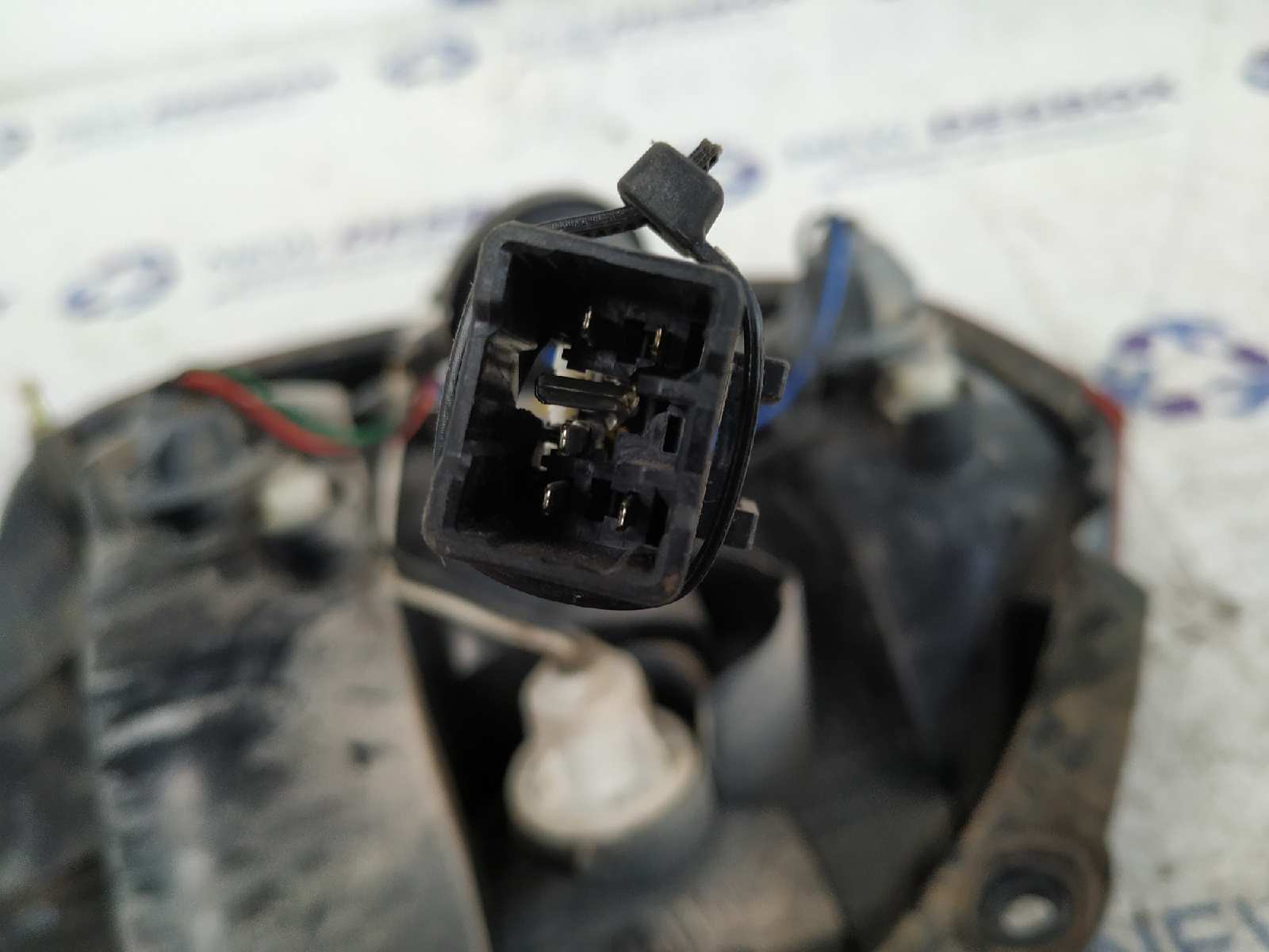 PILOTO TRASERO DERECHO DAEWOO NUBIRA BERLINA - vista 3