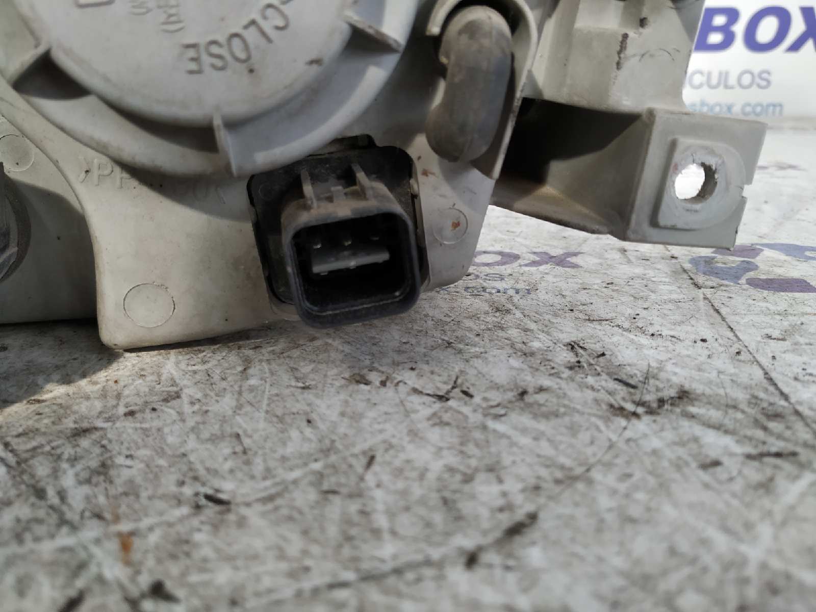 FARO DERECHO HYUNDAI COUPE (J2) - vista 4