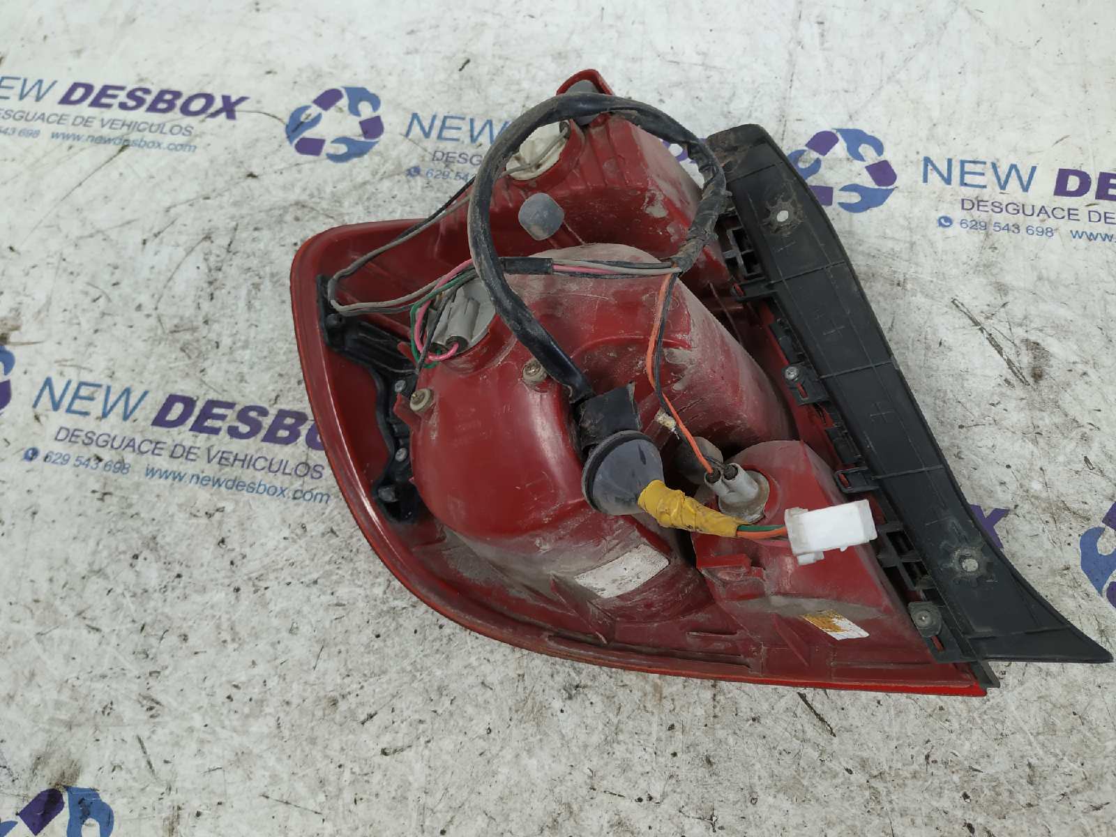 PILOTO TRASERO DERECHO HYUNDAI ACCENT (MC) - vista 2