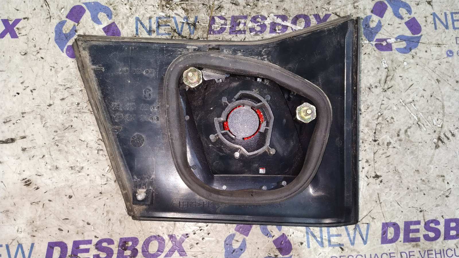 PILOTO PORTON DERECHO MITSUBISHI CARISMA BERLINA 4 (DA0) - vista 2