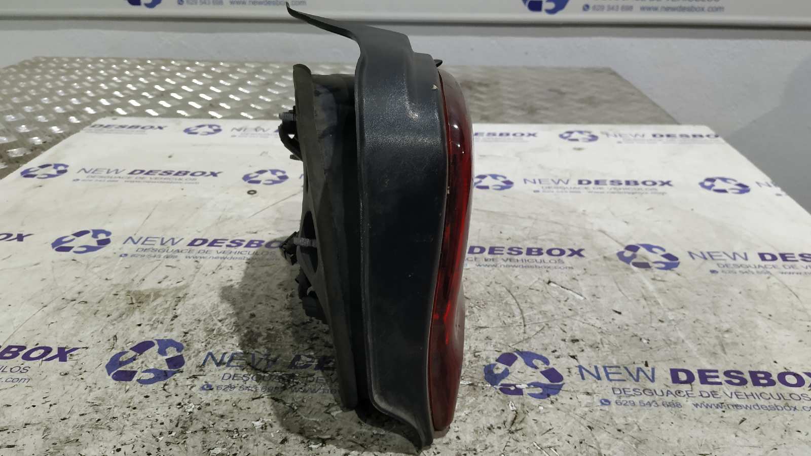 PILOTO TRASERO DERECHO CHRYSLER NEON (PL) - vista 3