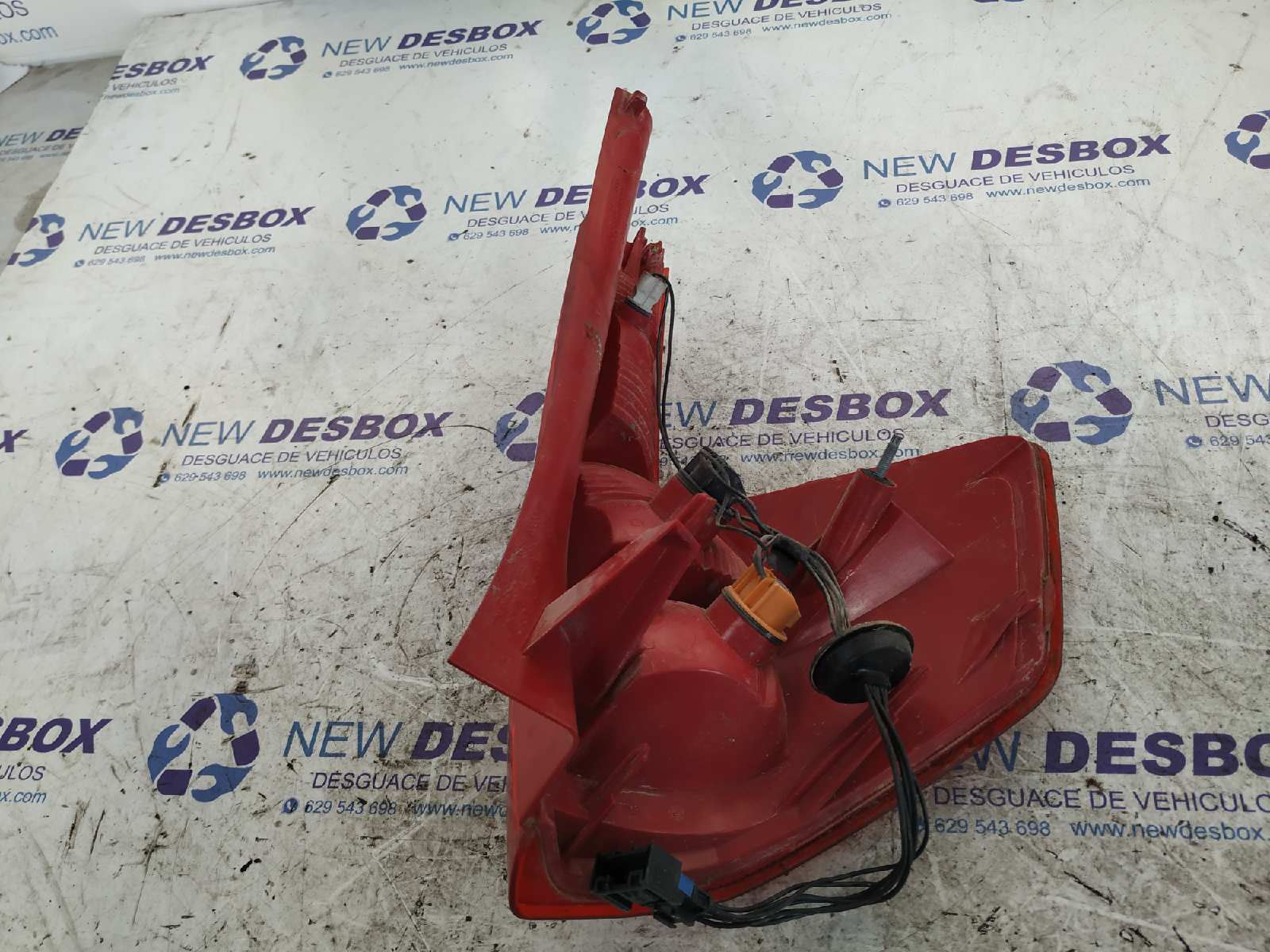 PILOTO TRASERO IZQUIERDO CITROEN C4 BERLINA - vista 2