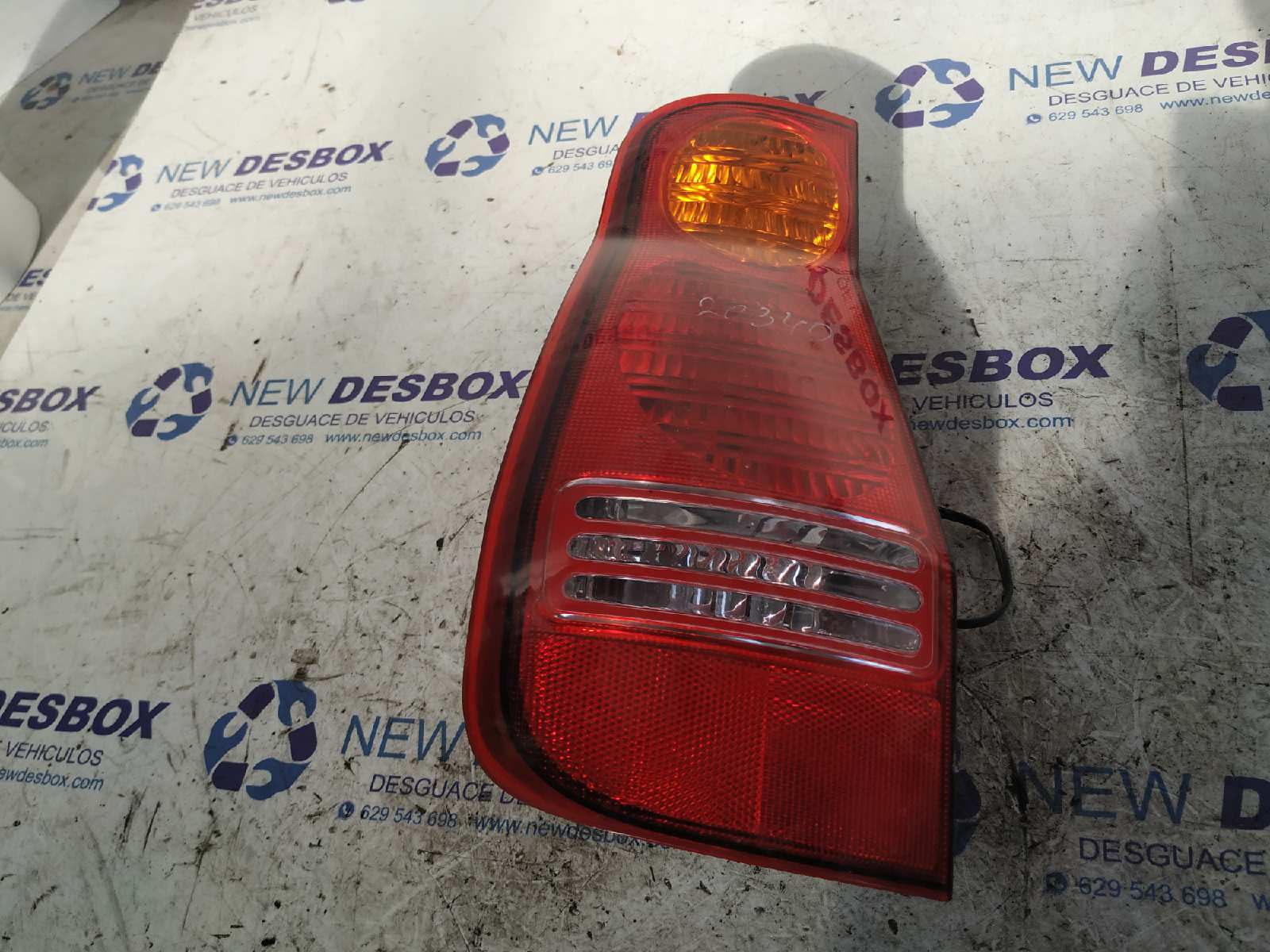 PILOTO TRASERO IZQUIERDO HYUNDAI MATRIX (FC)