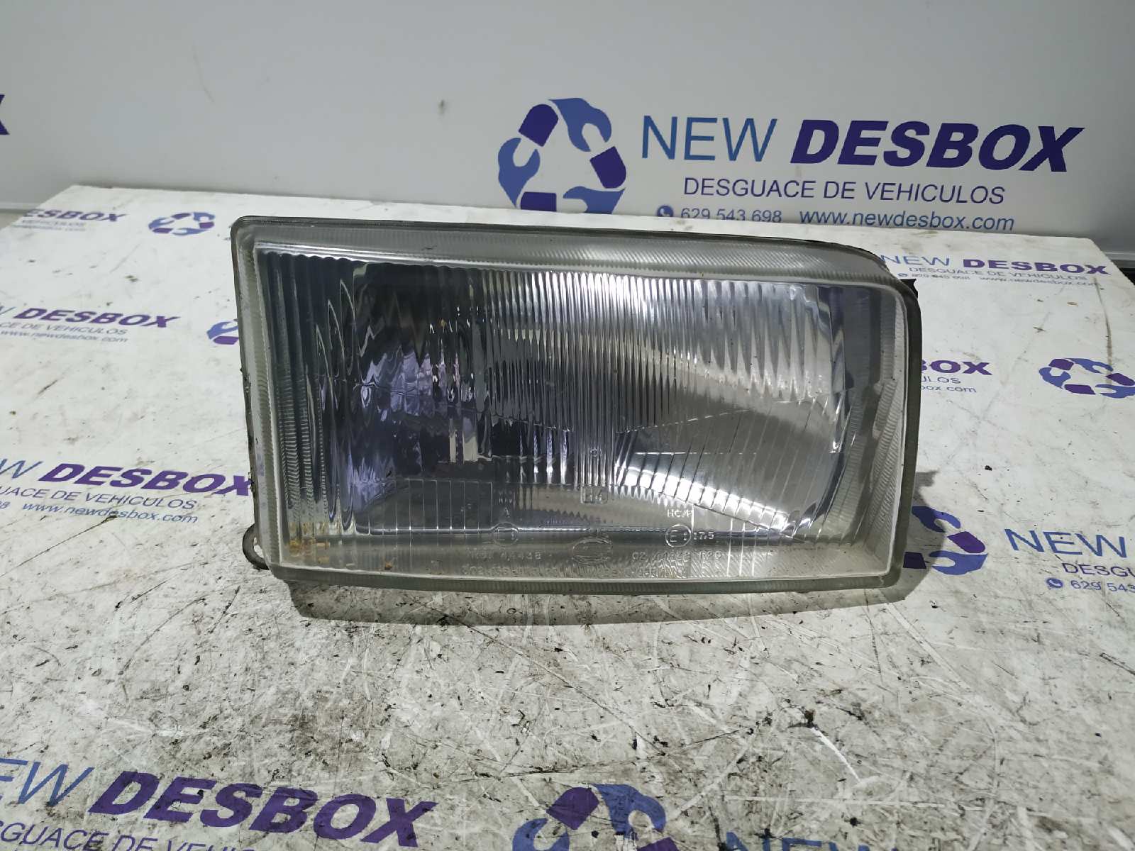 FARO DERECHO VOLKSWAGEN T4 TRANSPORTER/FURGONETA (MOD. 1991)