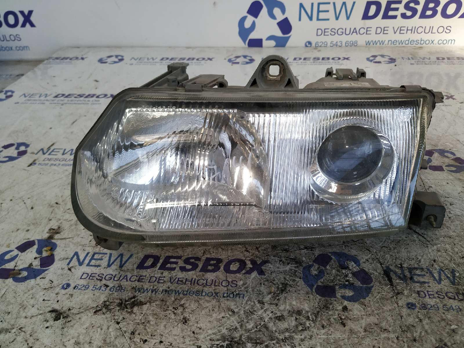 FARO IZQUIERDO ALFA ROMEO 145