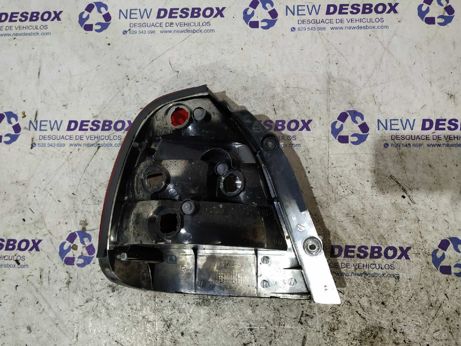 PILOTO TRASERO DERECHO DAEWOO NUBIRA BERLINA - vista 2