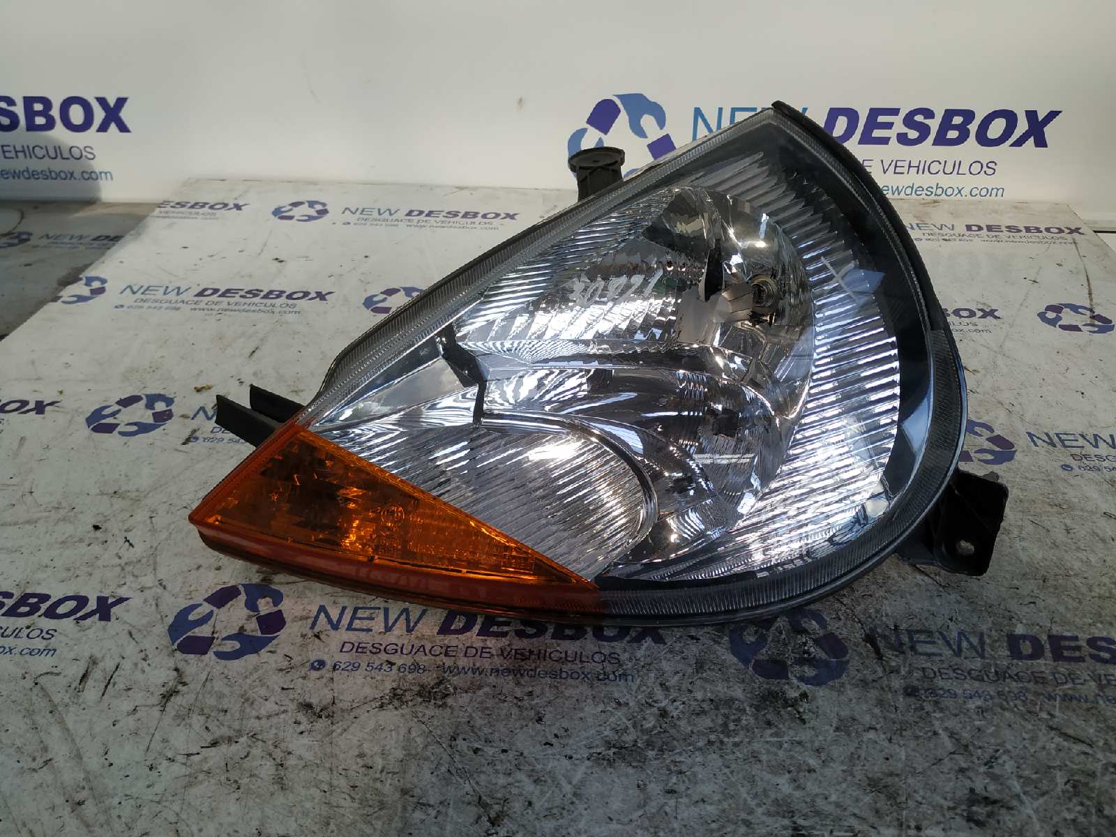 FARO IZQUIERDO FORD KA (CCQ)