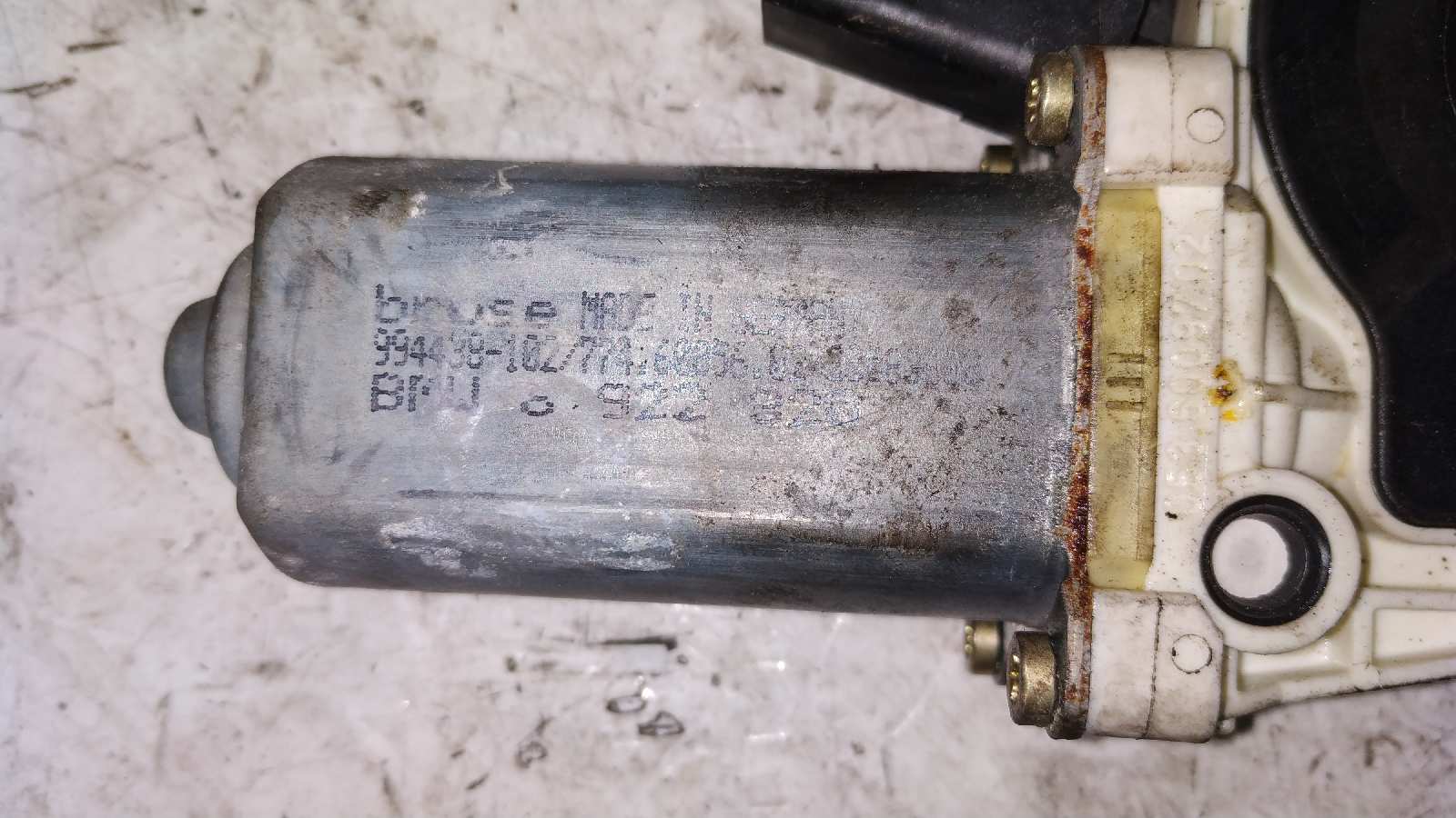 MOTOR ELEVALUNAS TRASERO DERECHO BMW SERIE 5 BERLINA (E60) - vista 3