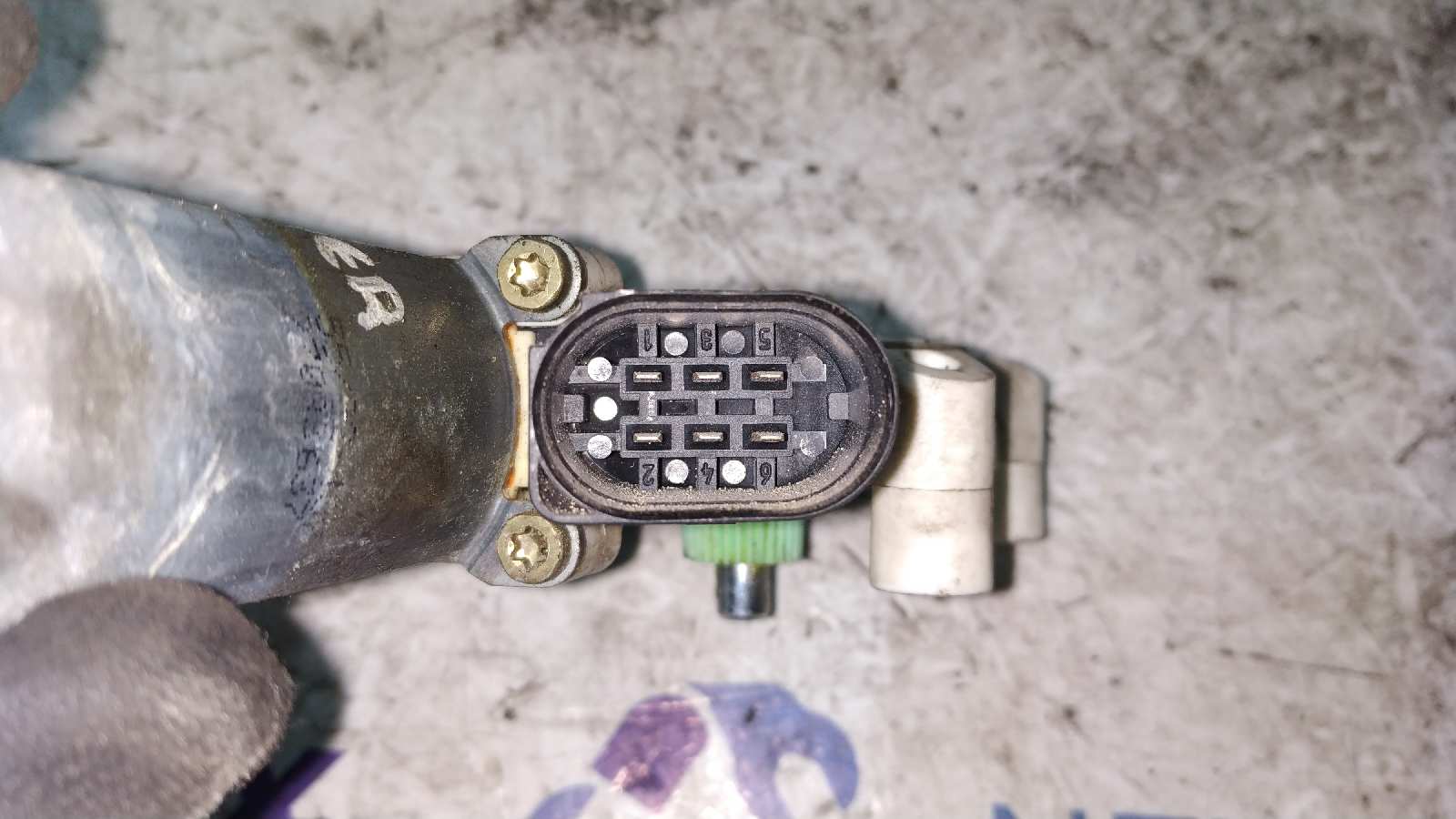 MOTOR ELEVALUNAS TRASERO DERECHO BMW SERIE 5 BERLINA (E60) - vista 4