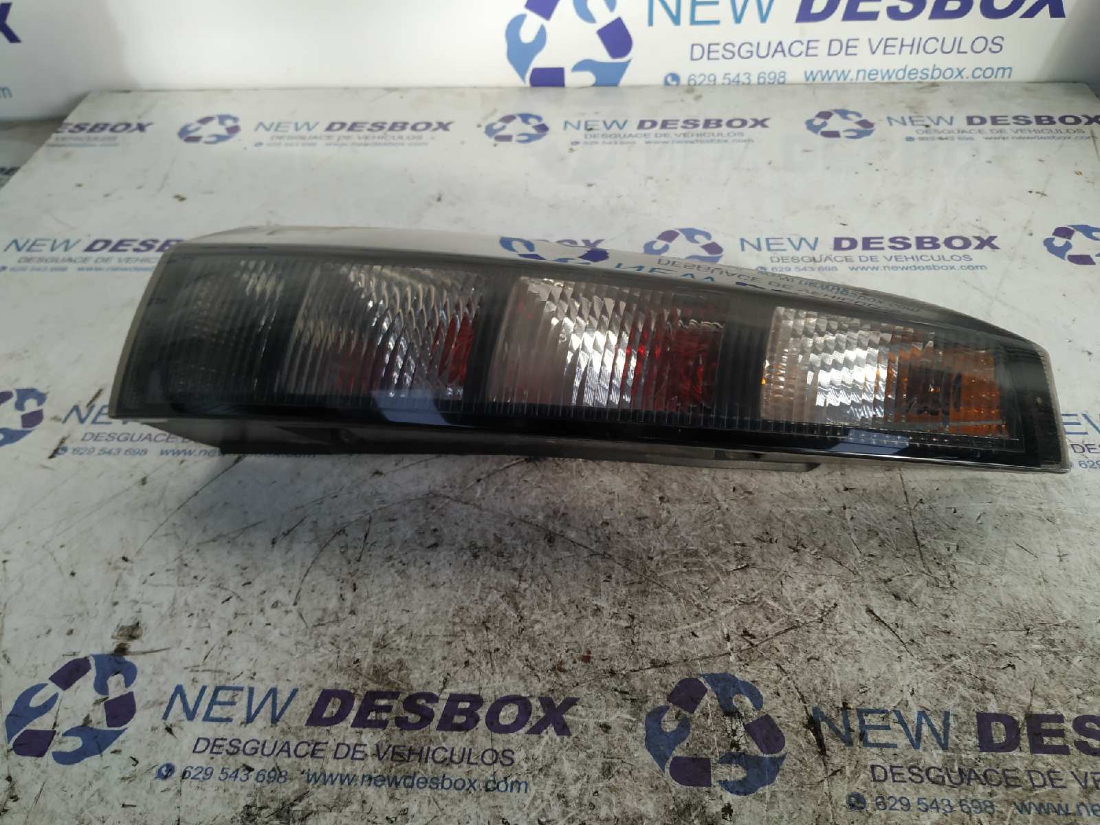 PILOTO TRASERO IZQUIERDO OPEL MERIVA