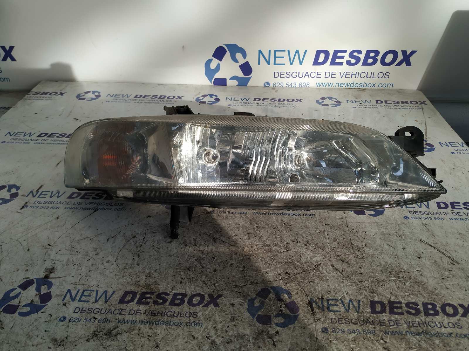 FARO DERECHO OPEL VECTRA B BERLINA