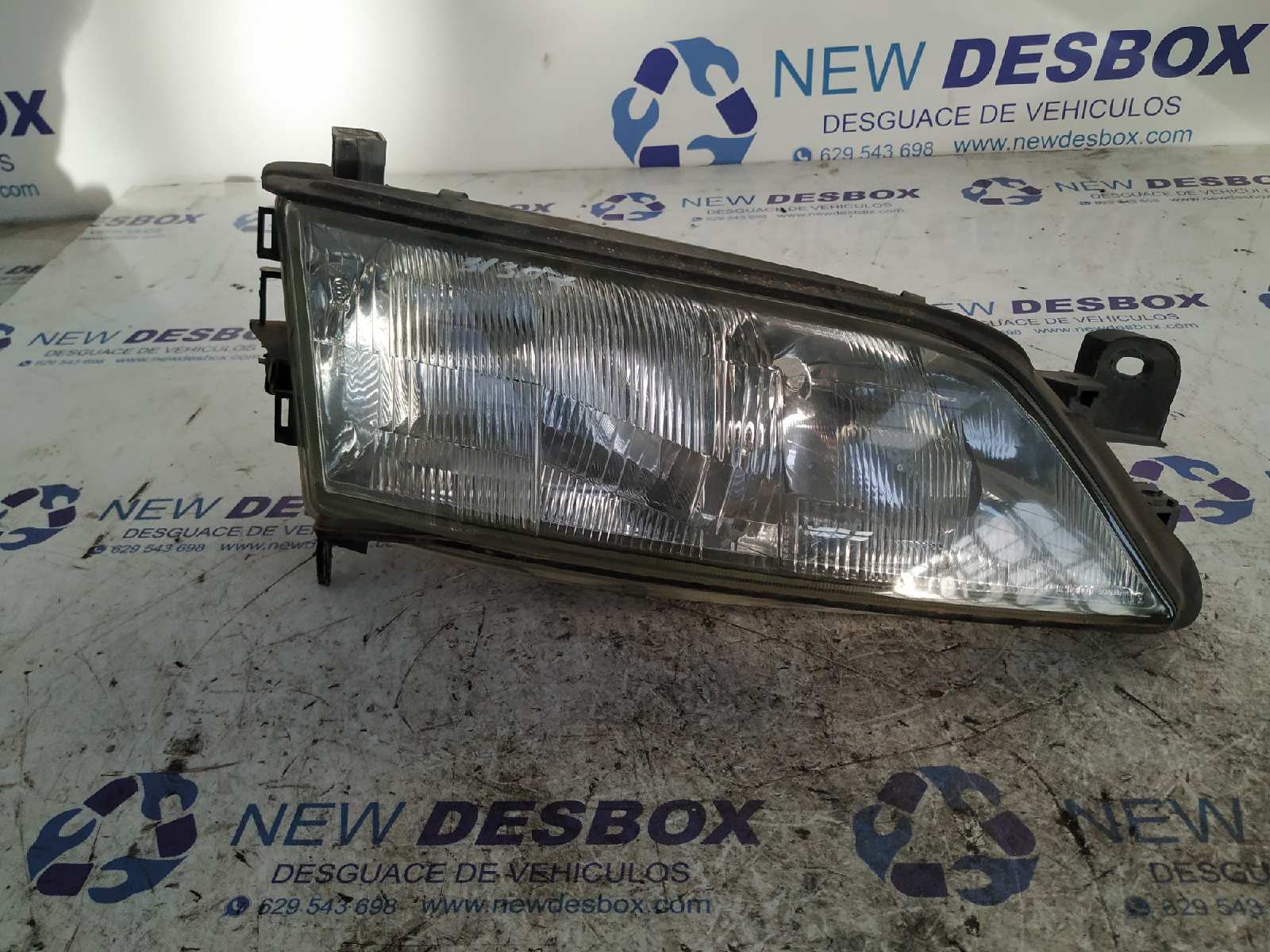 FARO DERECHO OPEL VECTRA B BERLINA