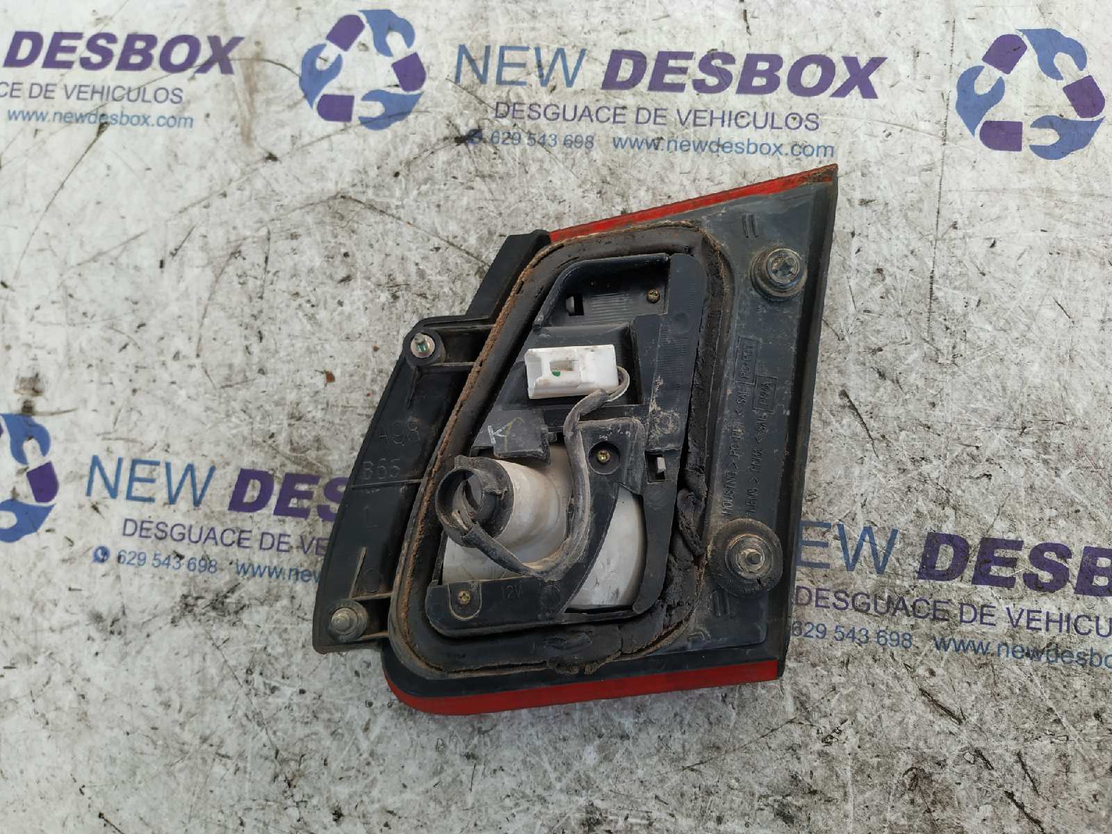 PILOTO TRASERO IZQUIERDO NISSAN ALMERA (N16/E) - vista 2