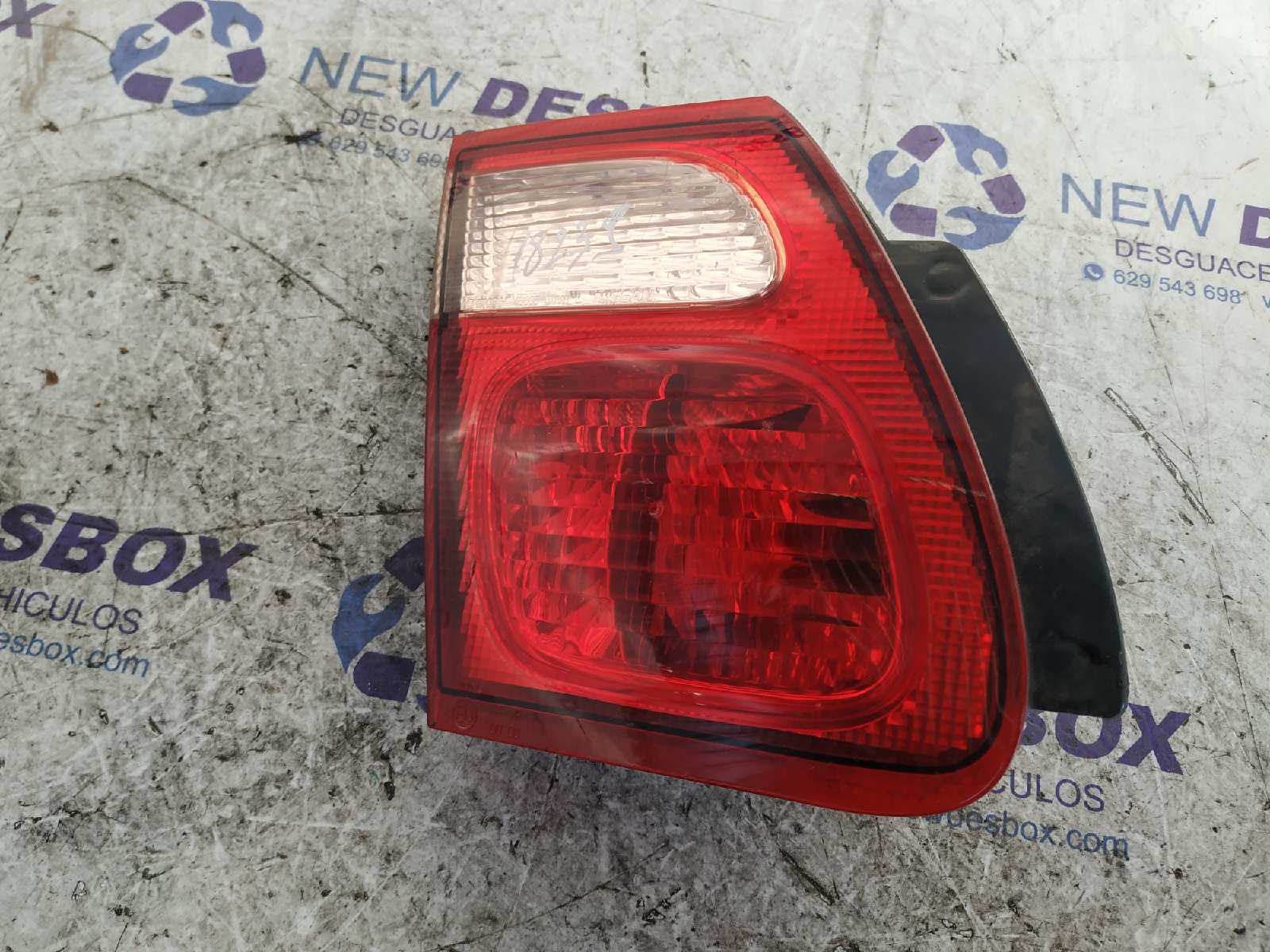 PILOTO PORTON IZQUIERDO NISSAN ALMERA (N16/E)