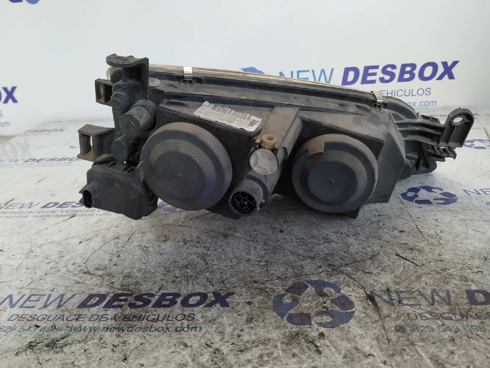 FARO IZQUIERDO OPEL VECTRA B BERLINA - vista 3