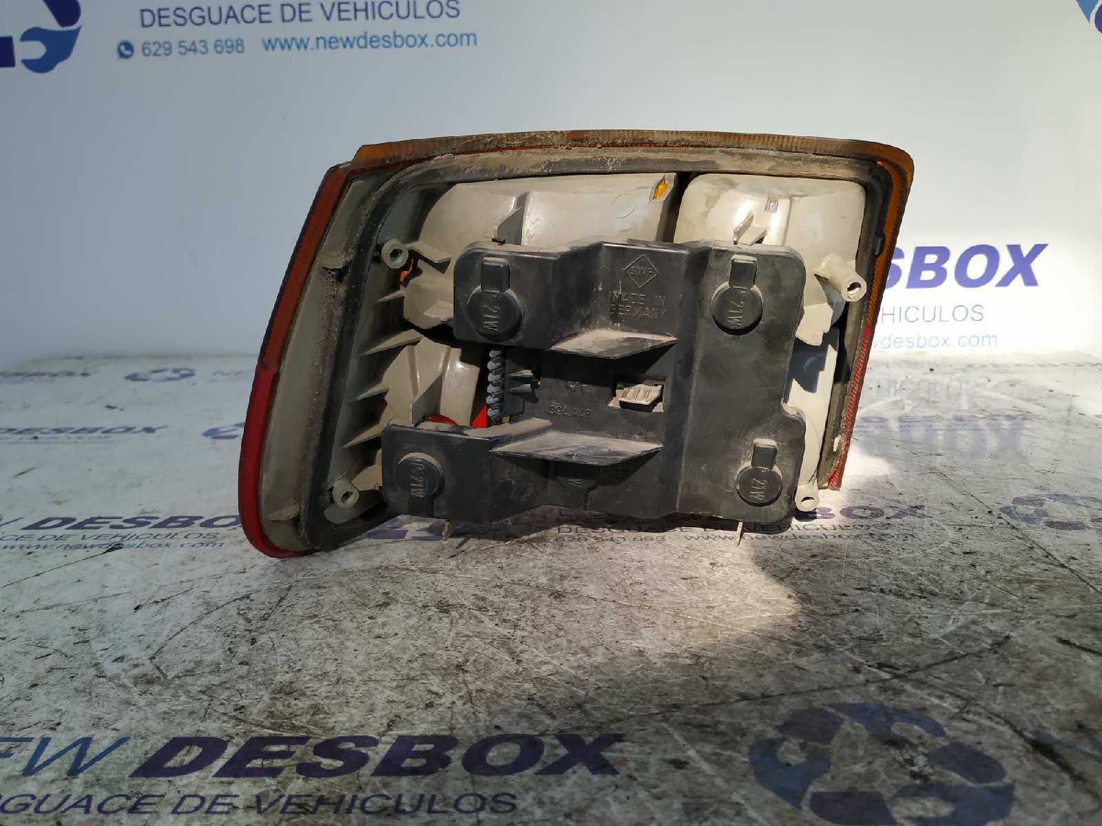 PILOTO TRASERO DERECHO OPEL ASTRA F BERLINA - vista 2