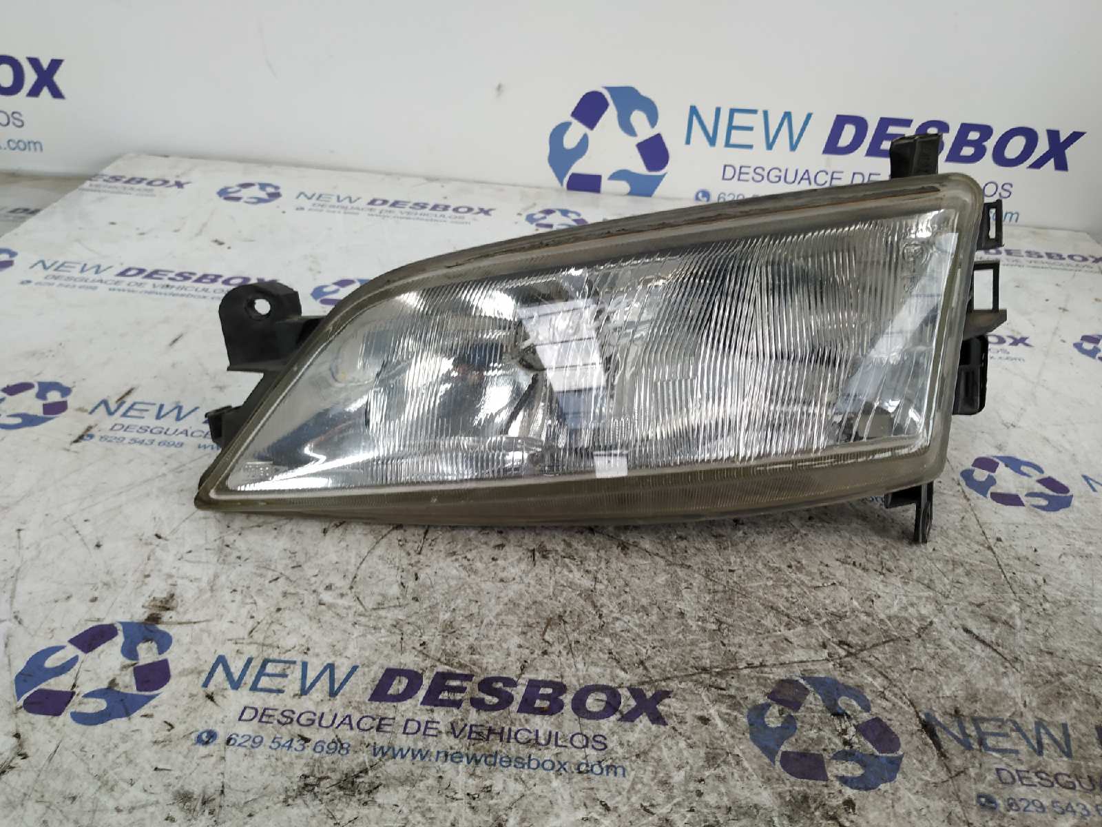 FARO IZQUIERDO OPEL VECTRA B BERLINA