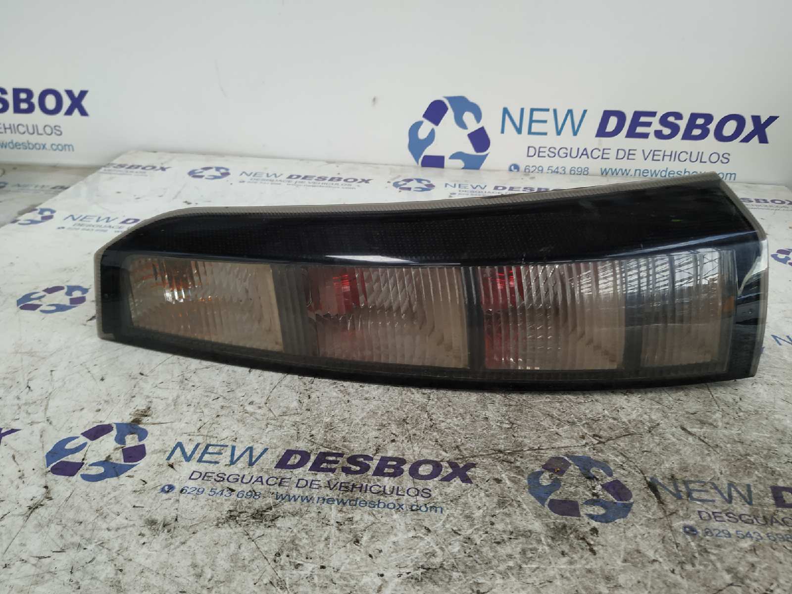 PILOTO TRASERO DERECHO OPEL MERIVA