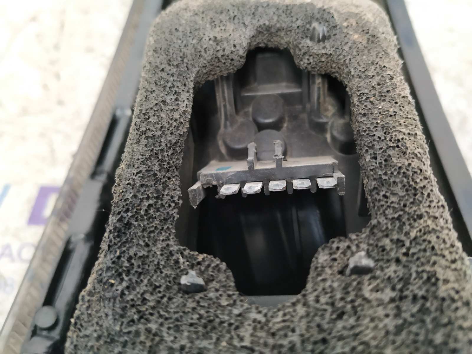 PILOTO TRASERO DERECHO OPEL MERIVA - vista 2