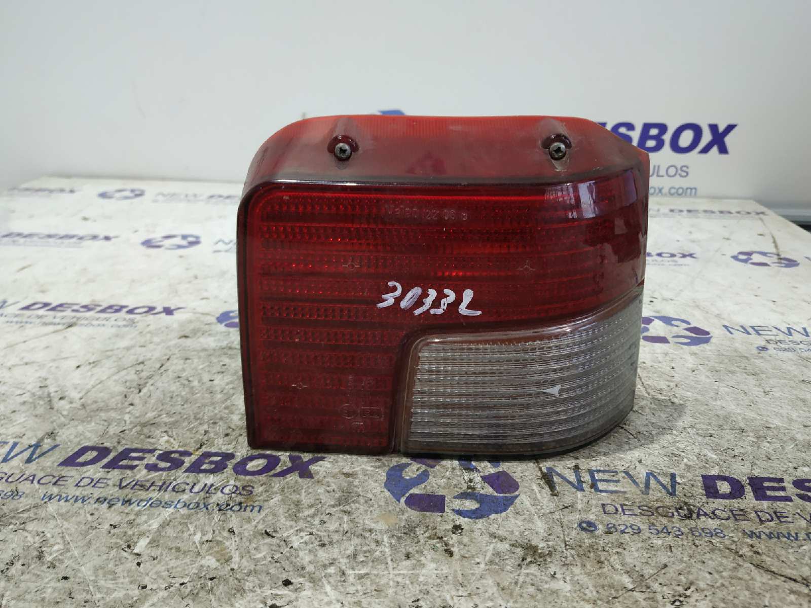 PILOTO TRASERO DERECHO PEUGEOT 205 BERLINA