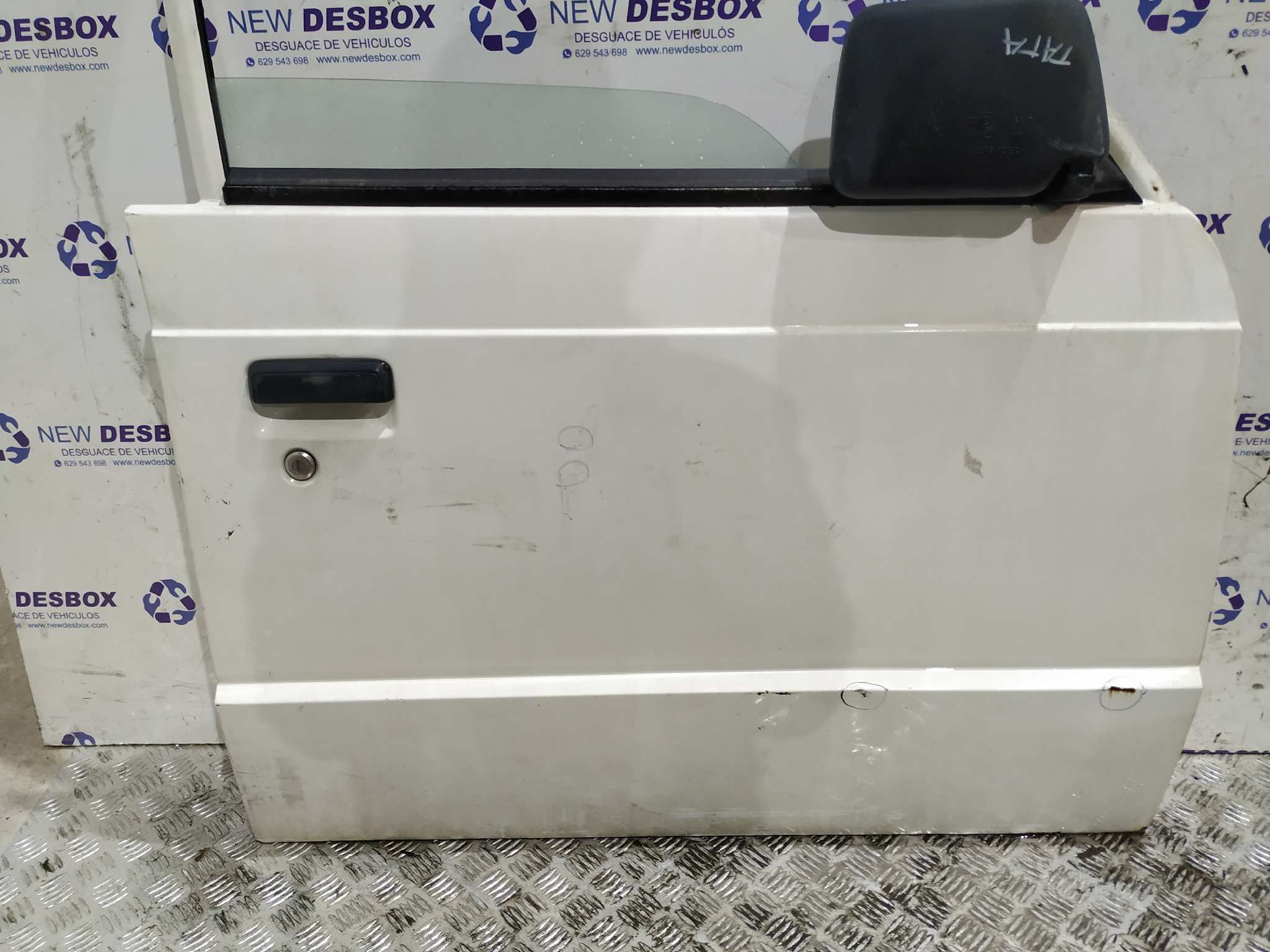 PUERTA DELANTERA DERECHA TATA SUMO 2.0 - vista 6
