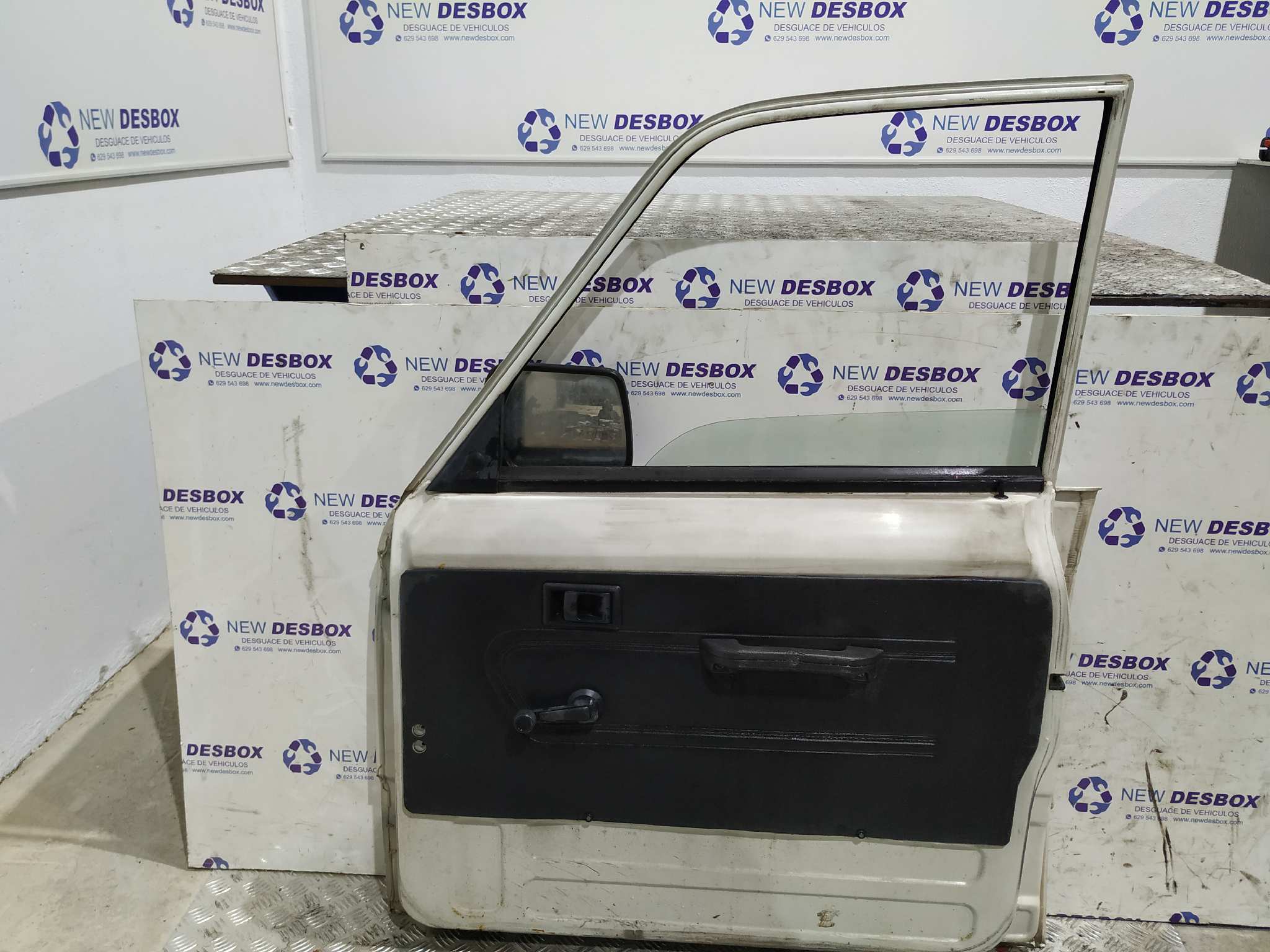 PUERTA DELANTERA DERECHA TATA SUMO 2.0 - vista 3