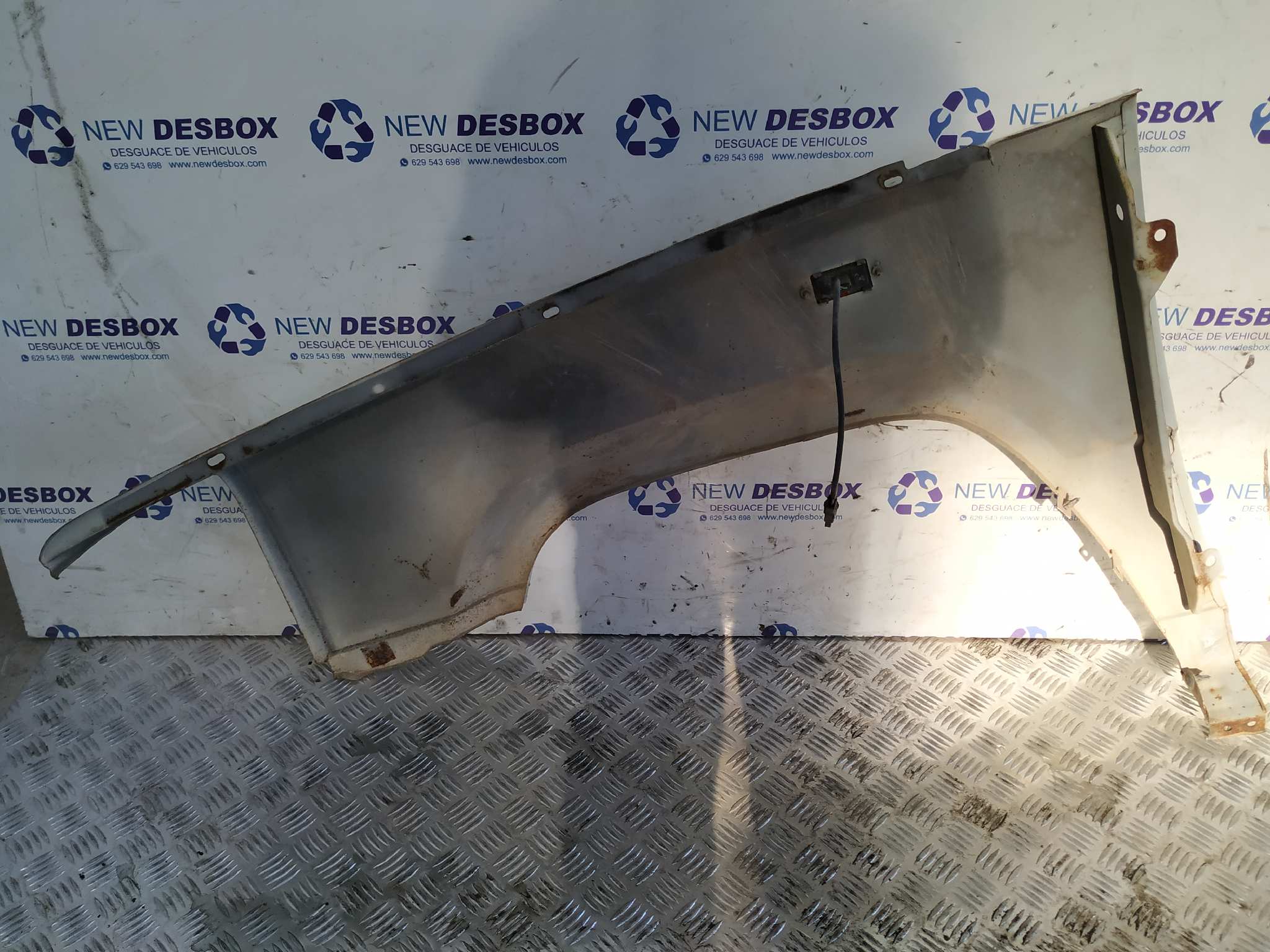 ALETA DELANTERA DERECHA TATA SUMO 2.0 - vista 4