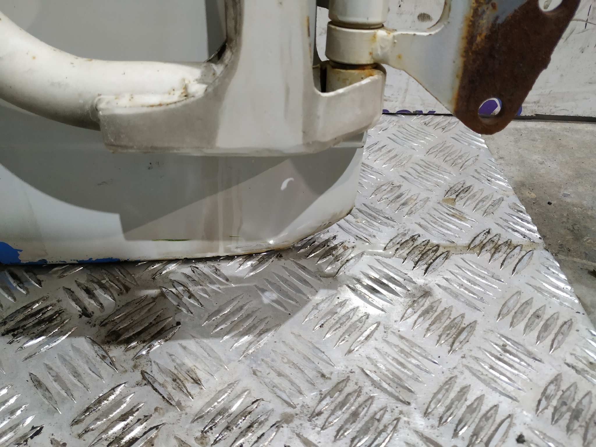 PORTON TRASERO TATA SUMO 2.0 - vista 4