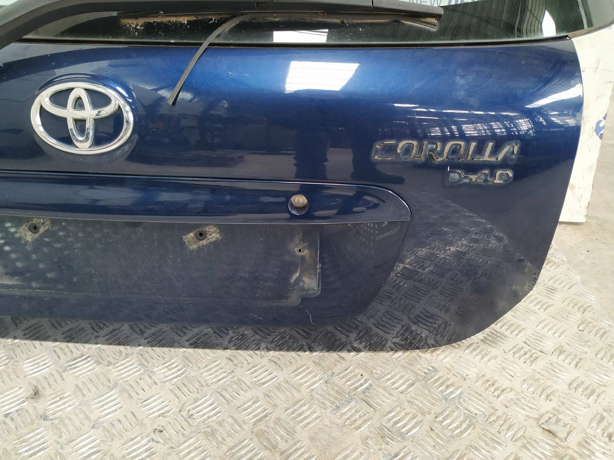 PORTON TRASERO TOYOTA COROLLA (E12) - vista 6