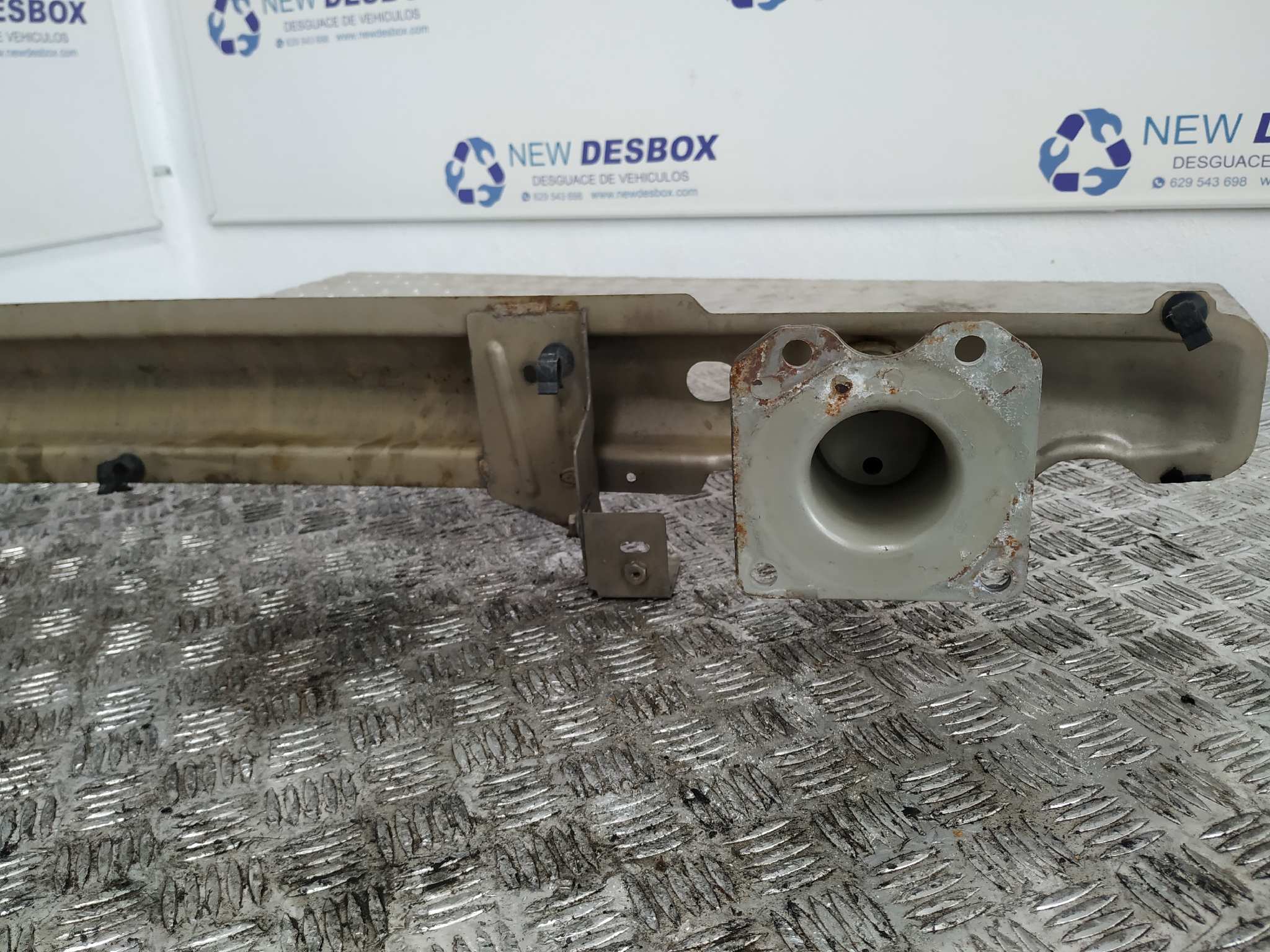 REFUERZO PARAGOLPES DELANTERO CITROEN C5 BERLINA - vista 4