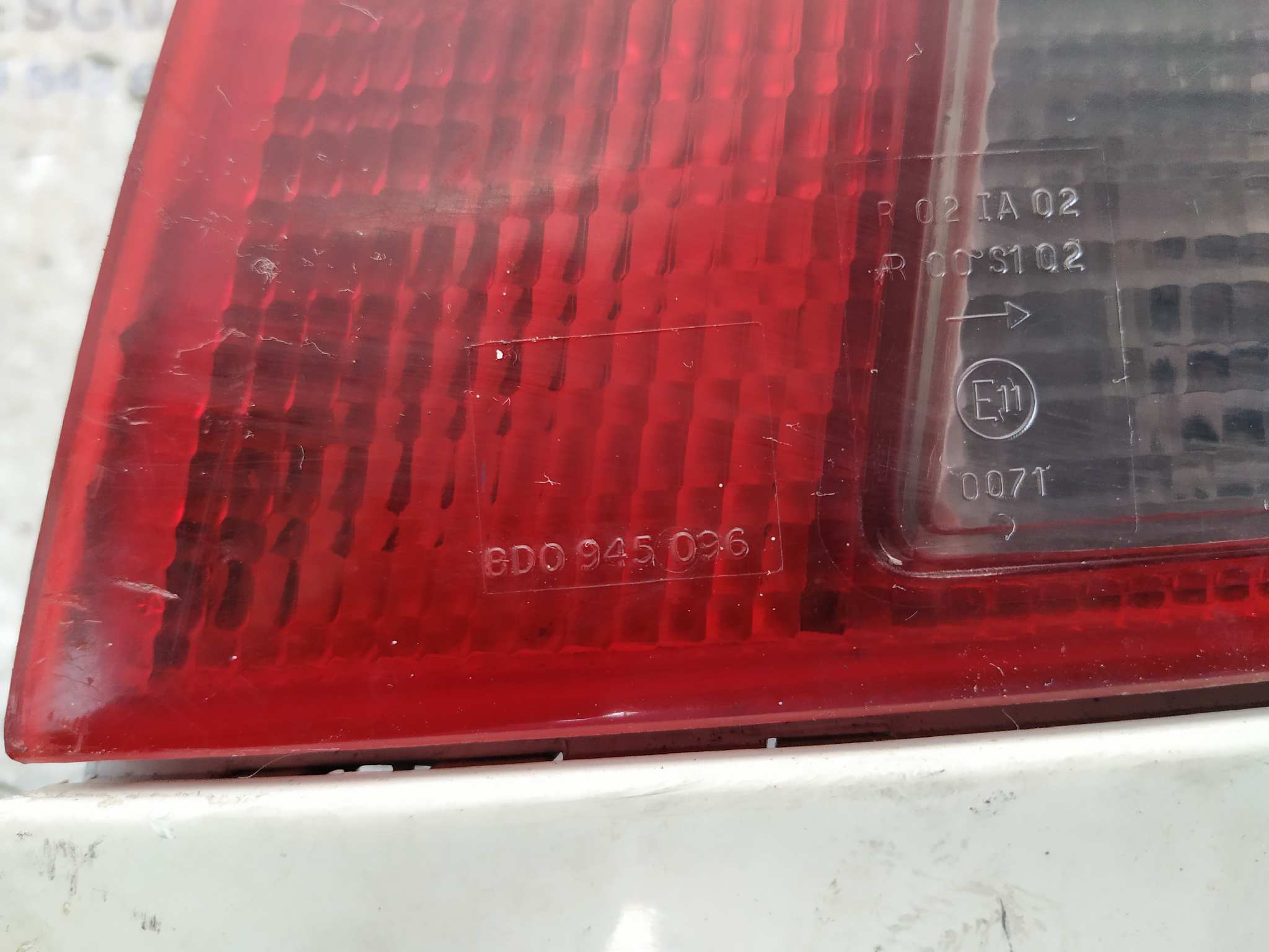 PILOTO TRASERO DERECHO AUDI A4 BERLINA (B5) - vista 3