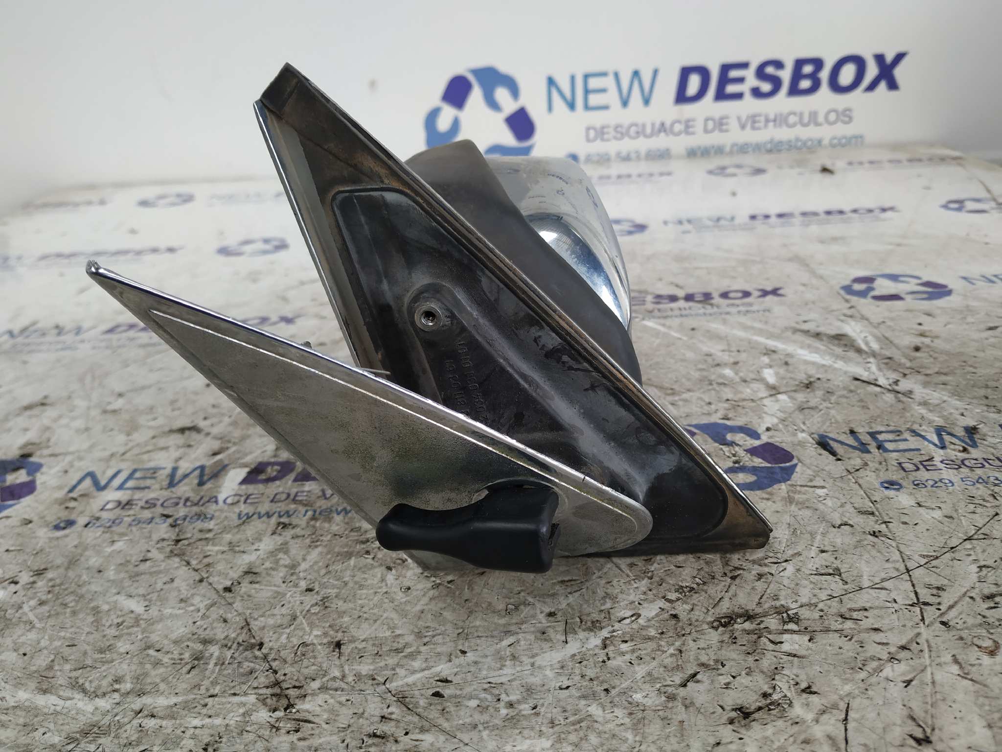 RETROVISOR IZQUIERDO MERCEDES-BENZ CLASE E (W123) - vista 2