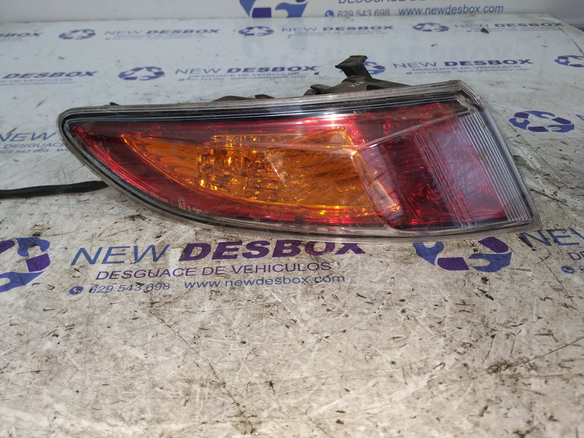 PILOTO TRASERO IZQUIERDO HONDA CIVIC BERLINA 5 (FK)