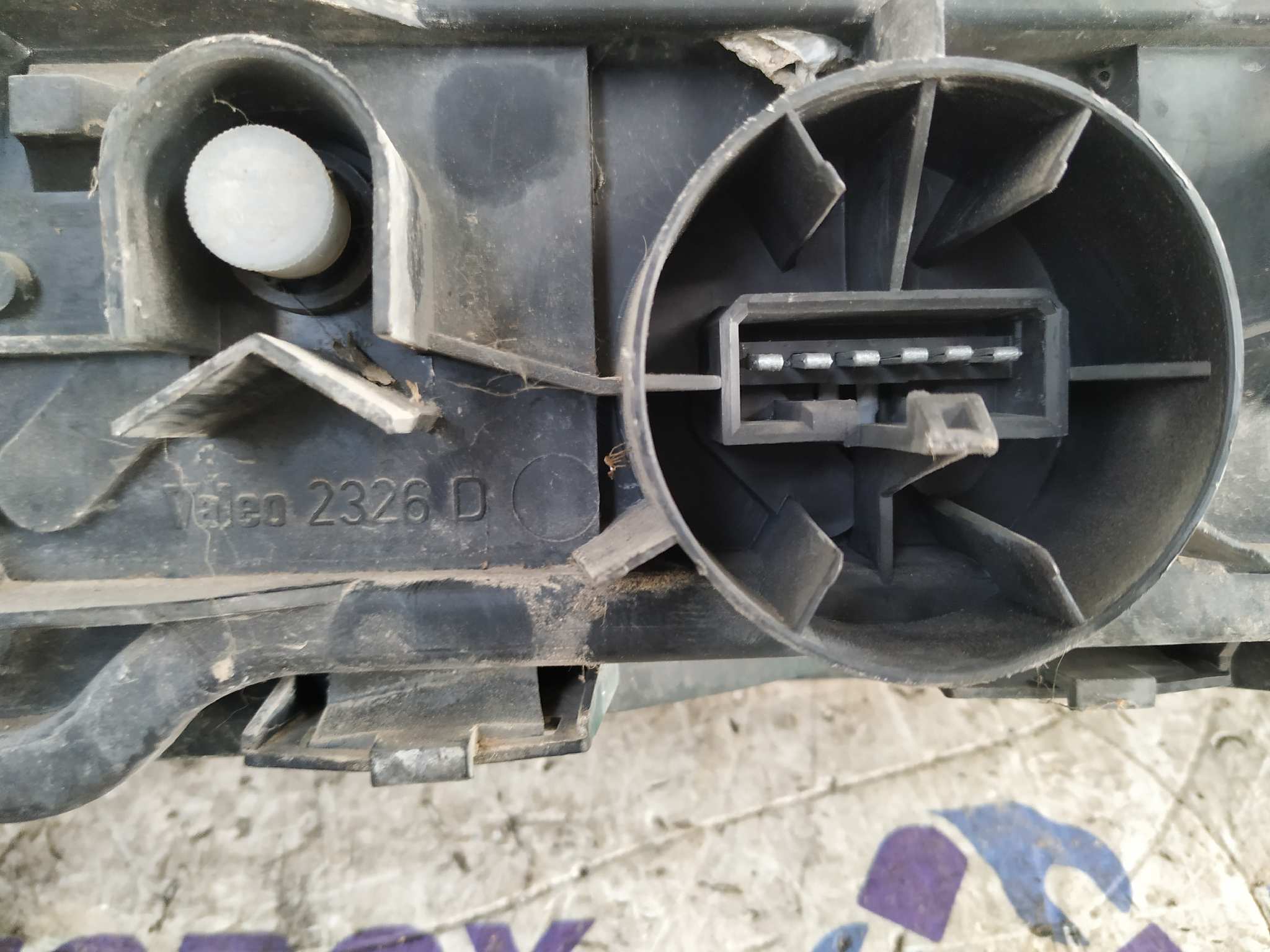 PILOTO TRASERO DERECHO SUZUKI SWIFT SF BERLINA (EA) - vista 5