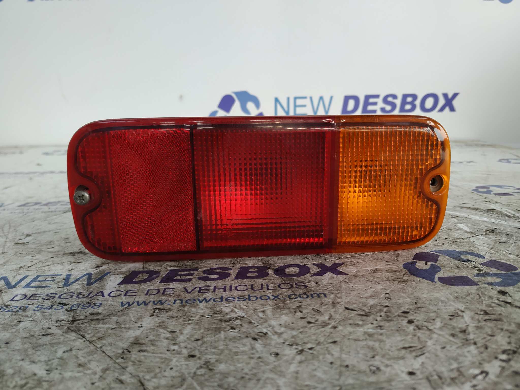 PILOTO TRASERO DERECHO SUZUKI JIMNY SN (FJ)