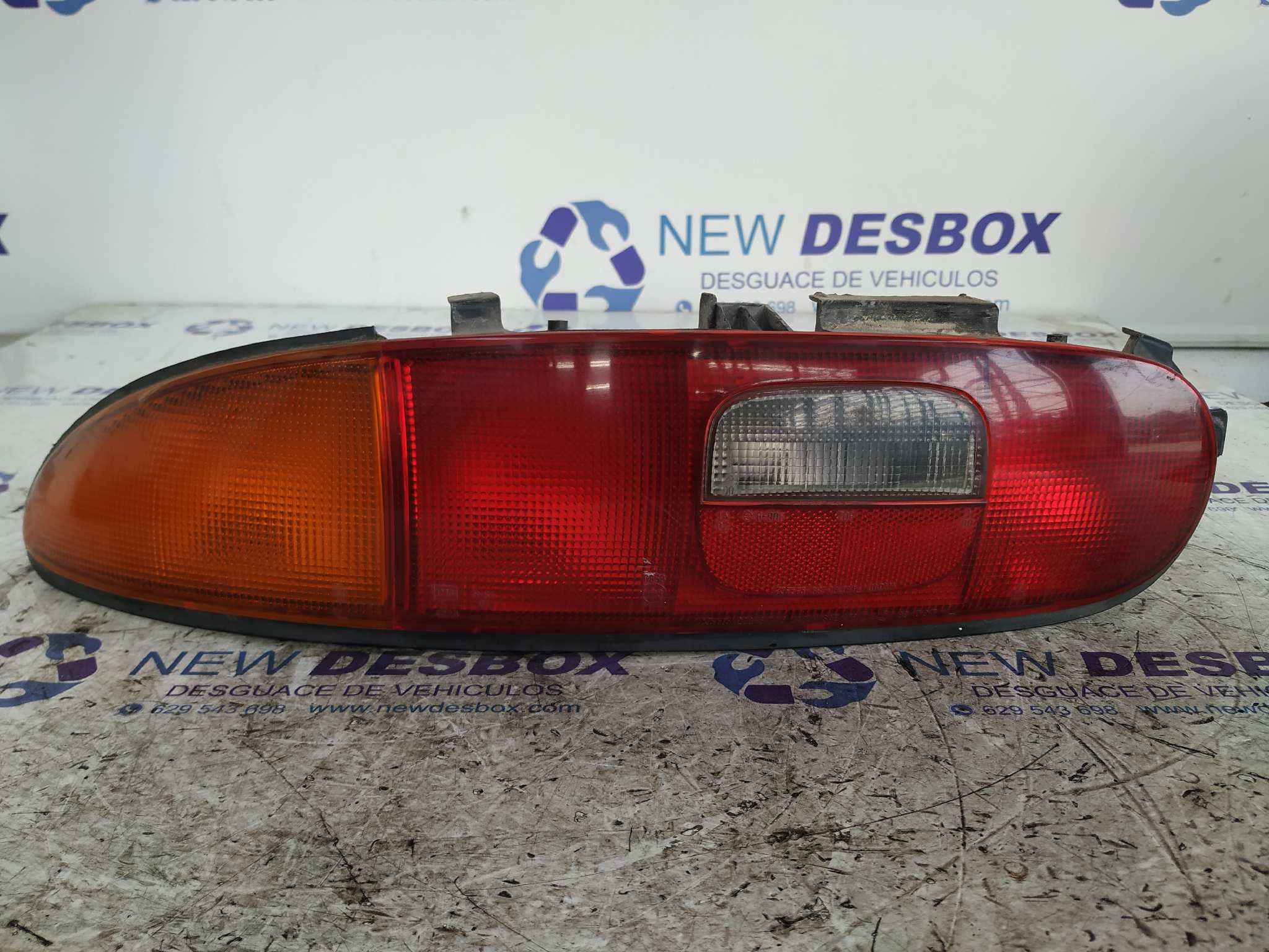 PILOTO TRASERO IZQUIERDO MAZDA MX-3 (EC)