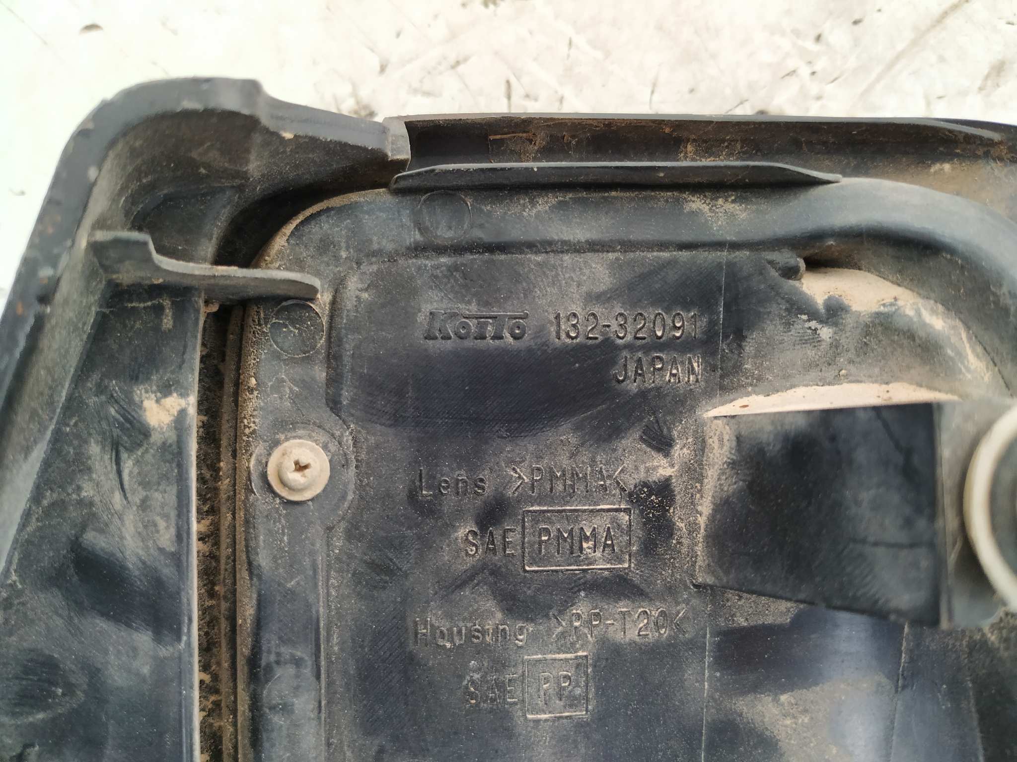 PILOTO TRASERO IZQUIERDO SUZUKI JIMNY SN (FJ) - vista 2