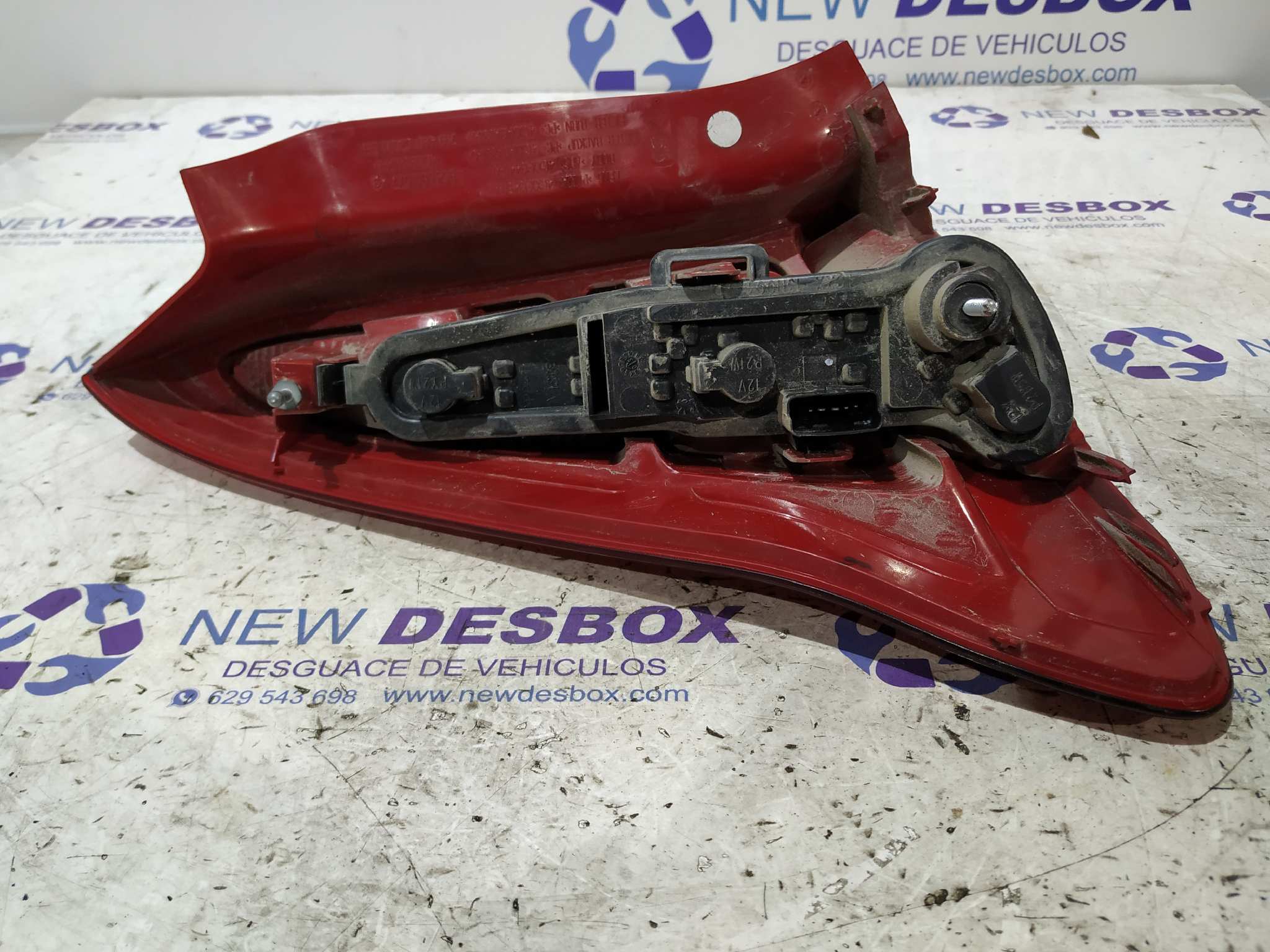 PILOTO TRASERO DERECHO CITROEN C4 BERLINA - vista 4