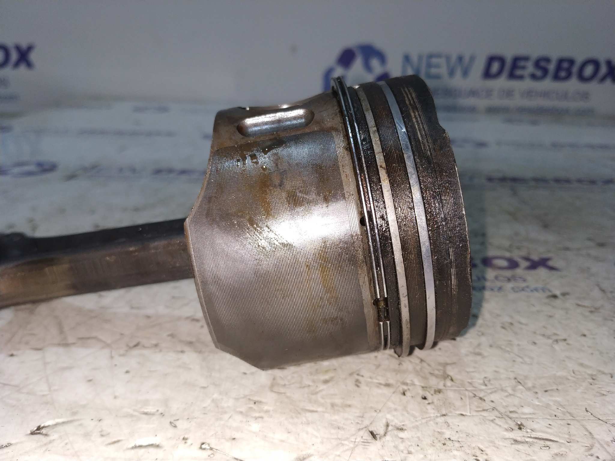 PISTON MERCEDES CLASE V (W638) - vista 5