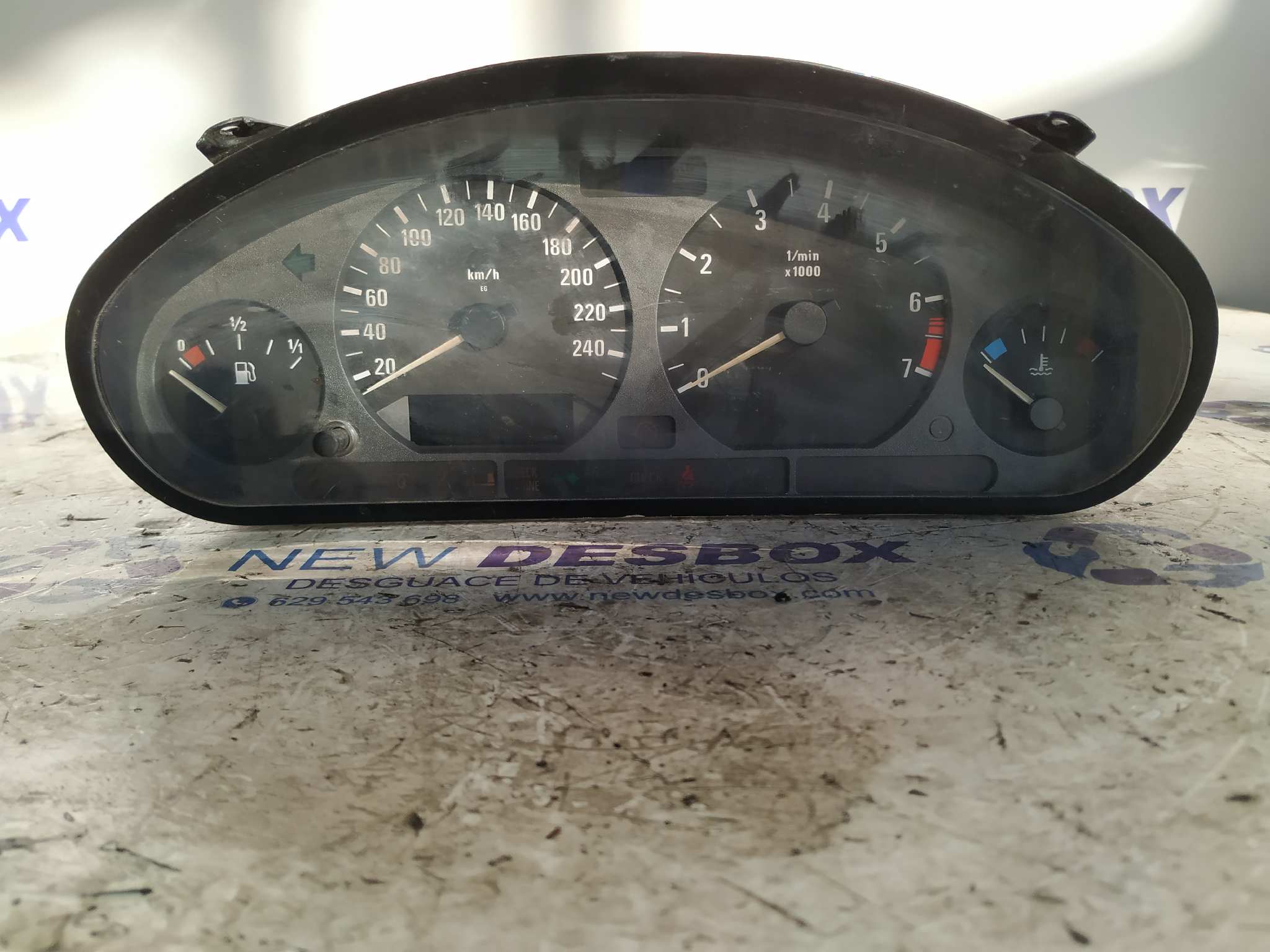 CUADRO INSTRUMENTOS BMW SERIE 3 BERLINA (E36)