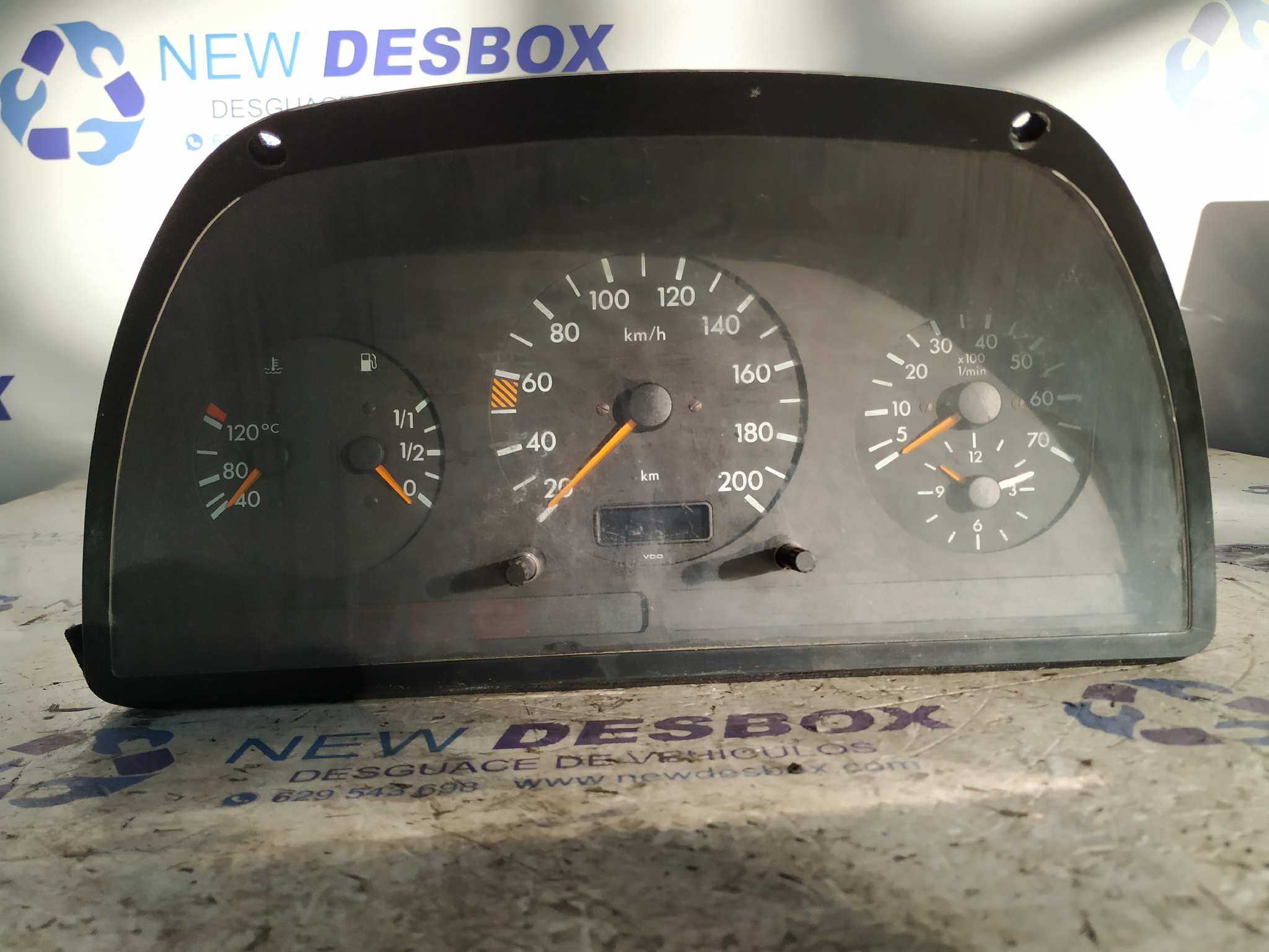 CUADRO INSTRUMENTOS MERCEDES CLASE V (W638)