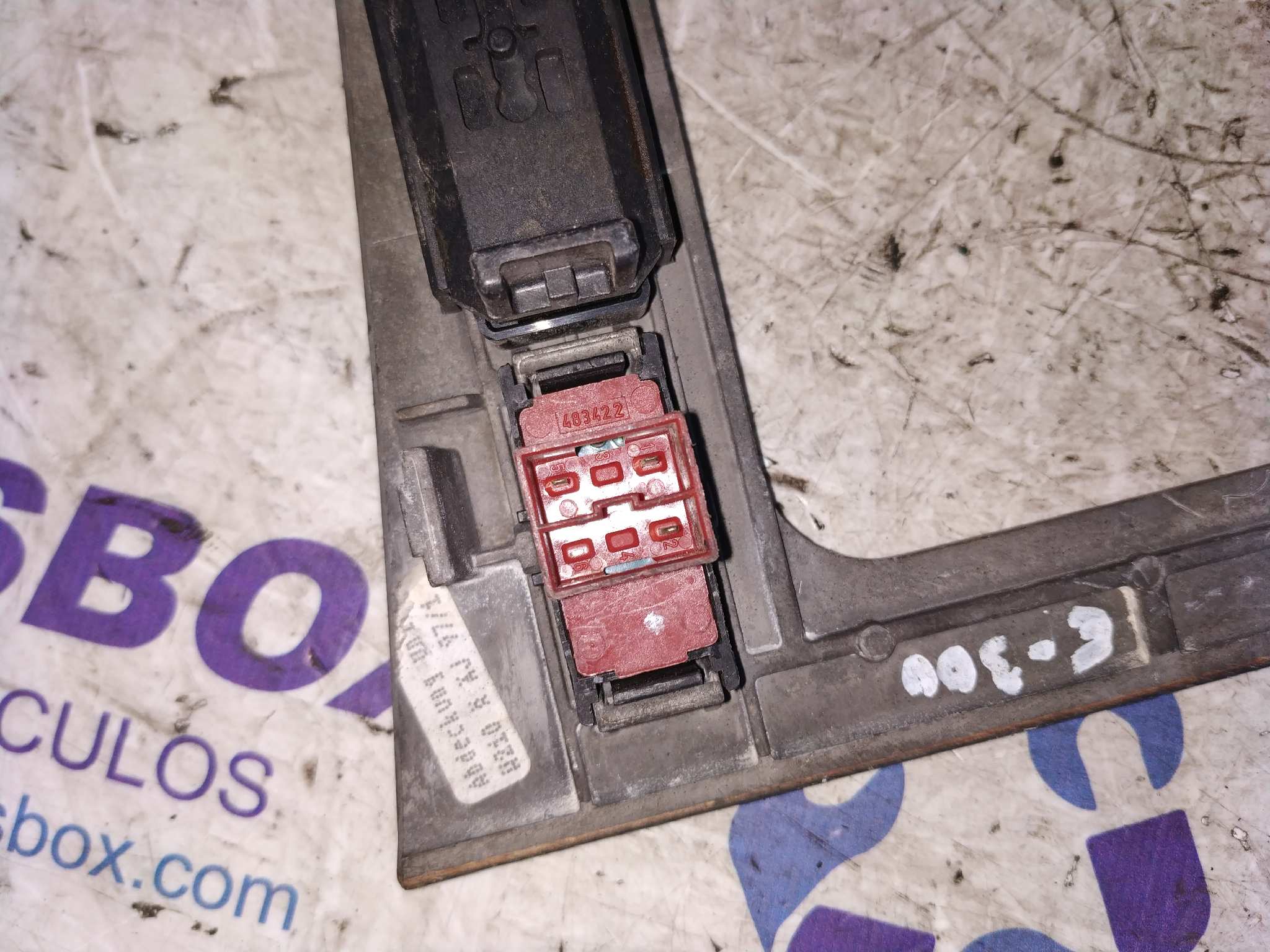 MANDO ELEVALUNAS DELANTERO IZQUIERDO MERCEDES CLASE E (W210) - vista 5