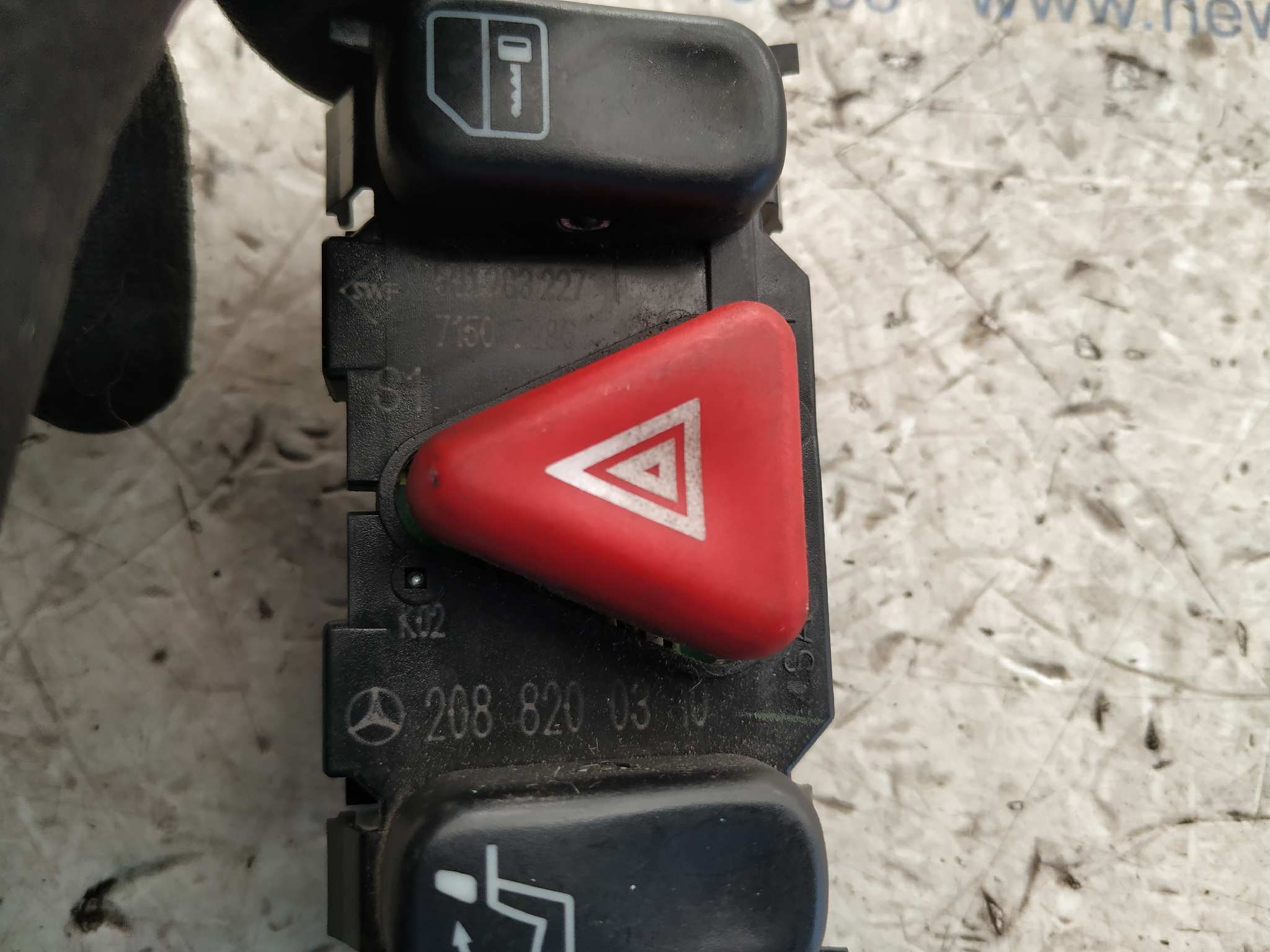 WARNING MERCEDES-BENZ CLASE E (W210) - vista 3