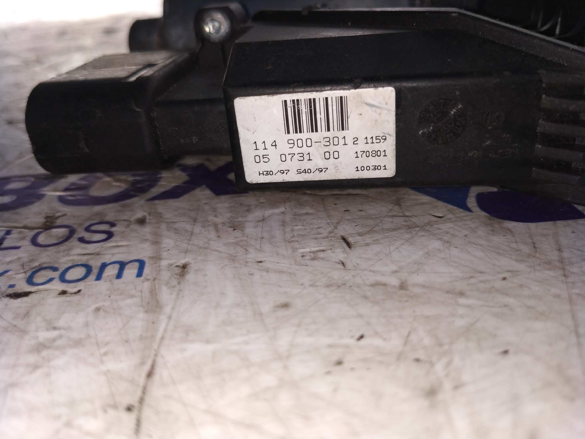 MOTOR ELEVALUNAS TRASERO IZQUIERDO MERCEDES CLASE E (W210) - vista 3