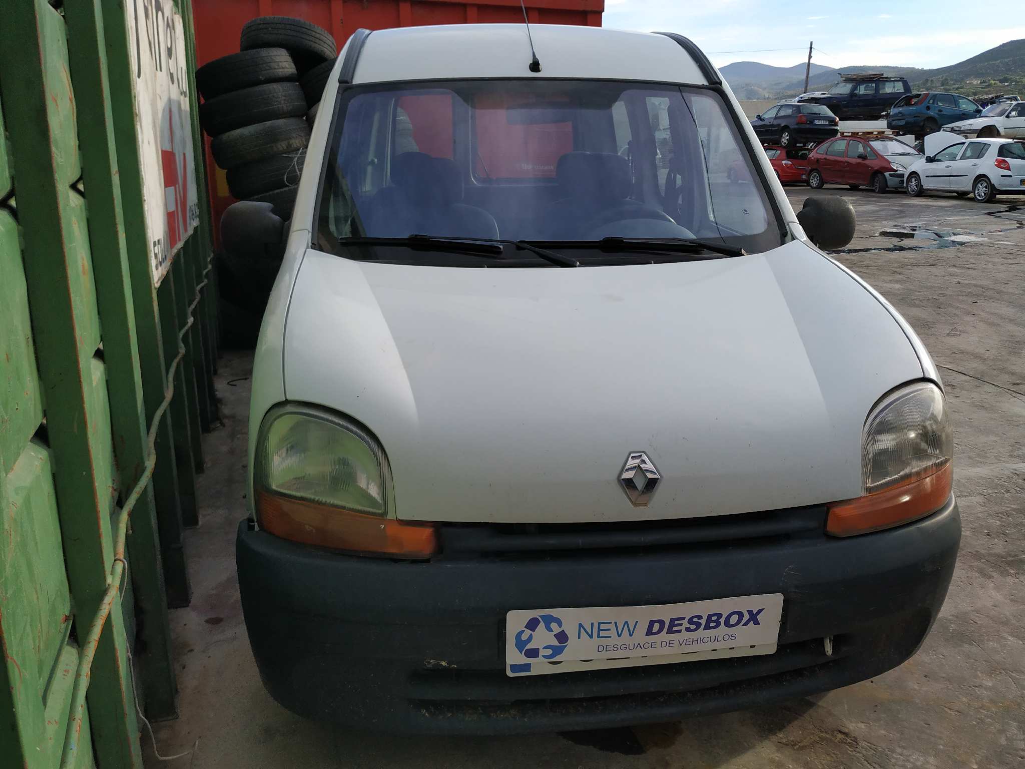CONDENSADOR / RADIADOR  AIRE ACONDICIONADO RENAULT KANGOO (F/KC0) - vista 4