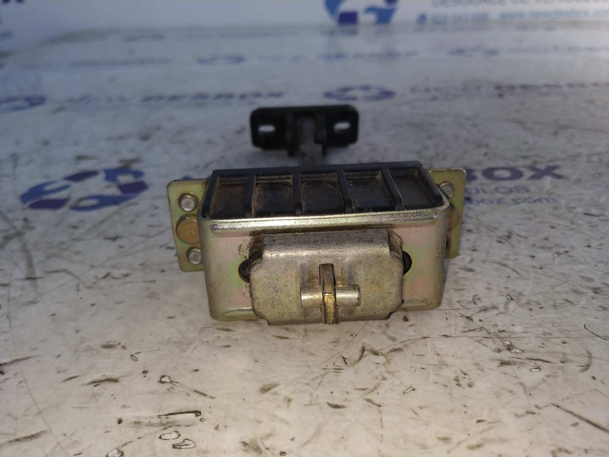 RETENEDOR PUERTA DERECHA MERCEDES CLASE E (W211) - vista 2