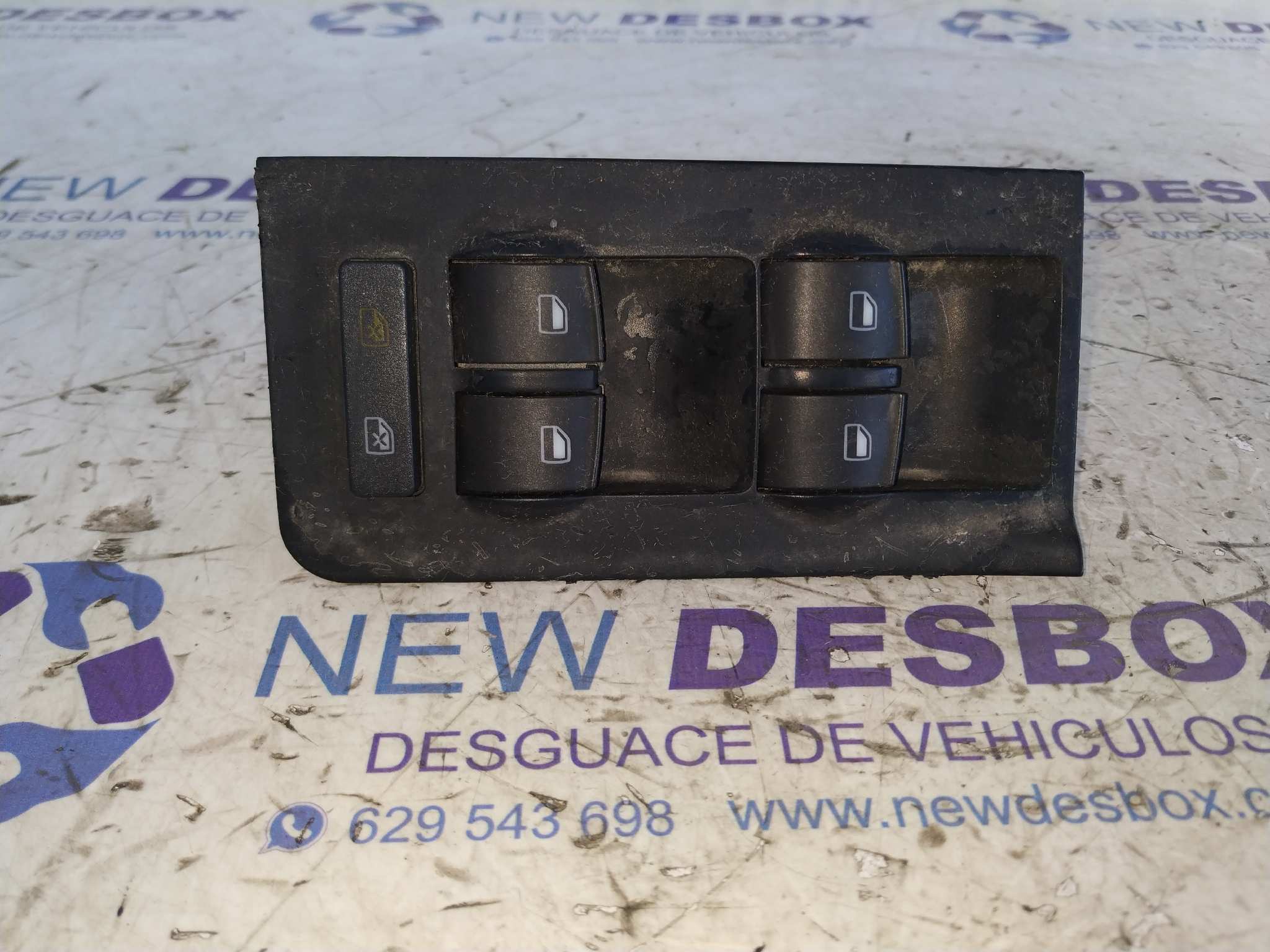 MANDO ELEVALUNAS DELANTERO IZQUIERDO AUDI A6 BERLINA (4B2)