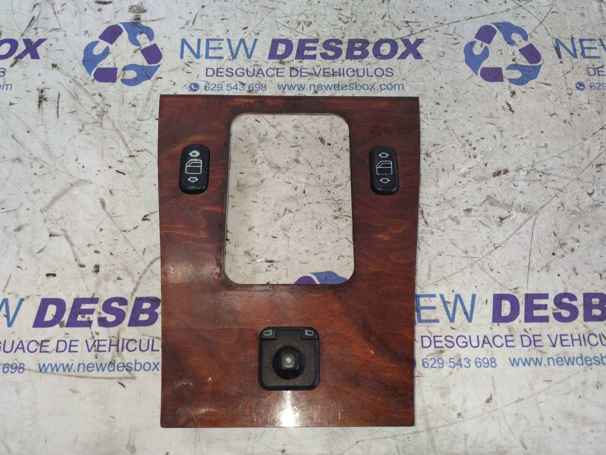 MANDO ELEVALUNAS DELANTERO IZQUIERDO MERCEDES CLASE E (W210)